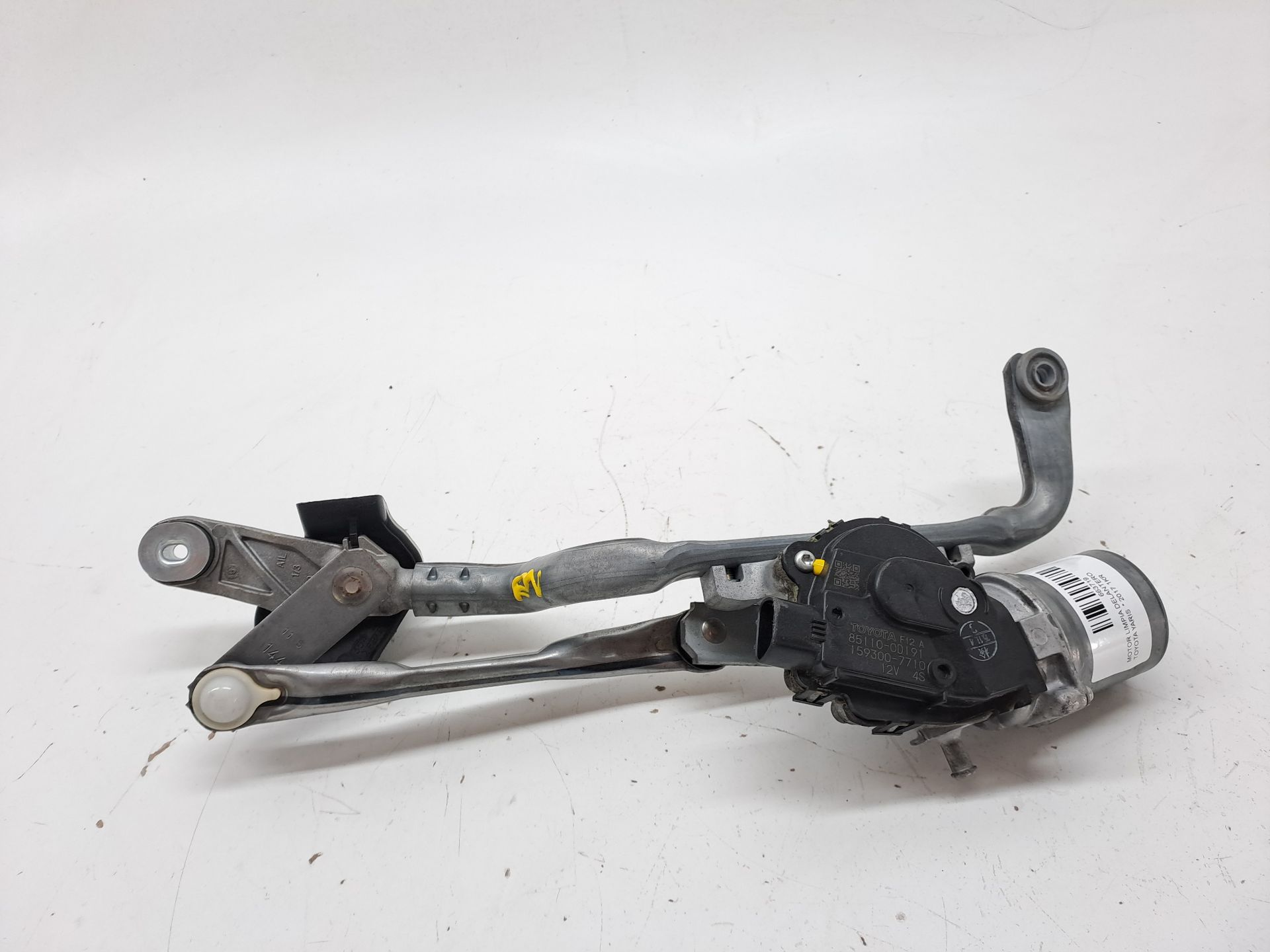 Scheibenwischermotor vorne TOYOTA YARIS