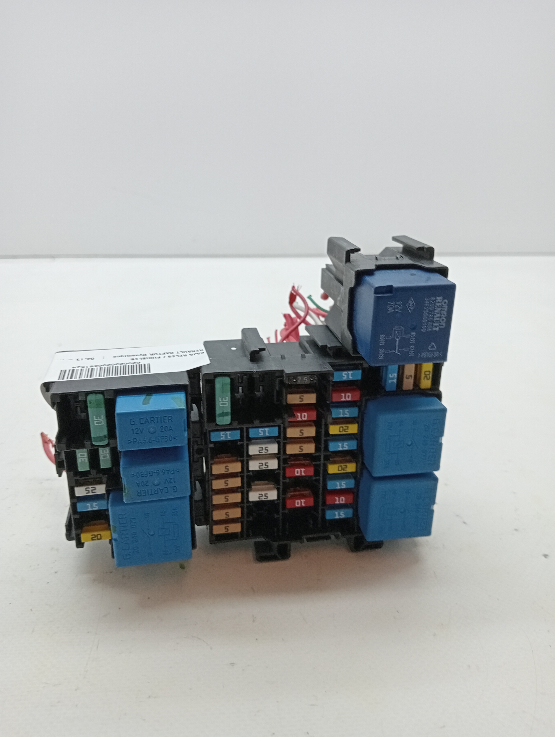 CAJA RELES / FUSIBLES RENAULT CAPTUR