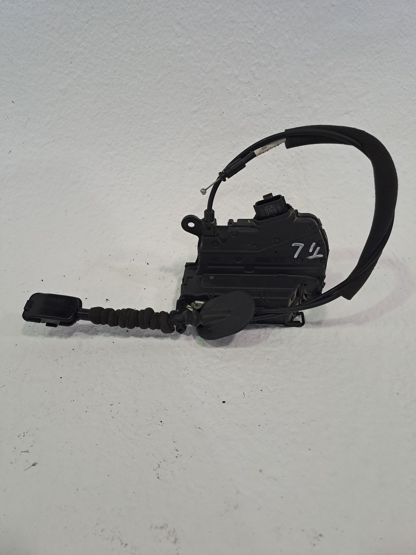 Rear left door lock RENAULT CAPTUR II