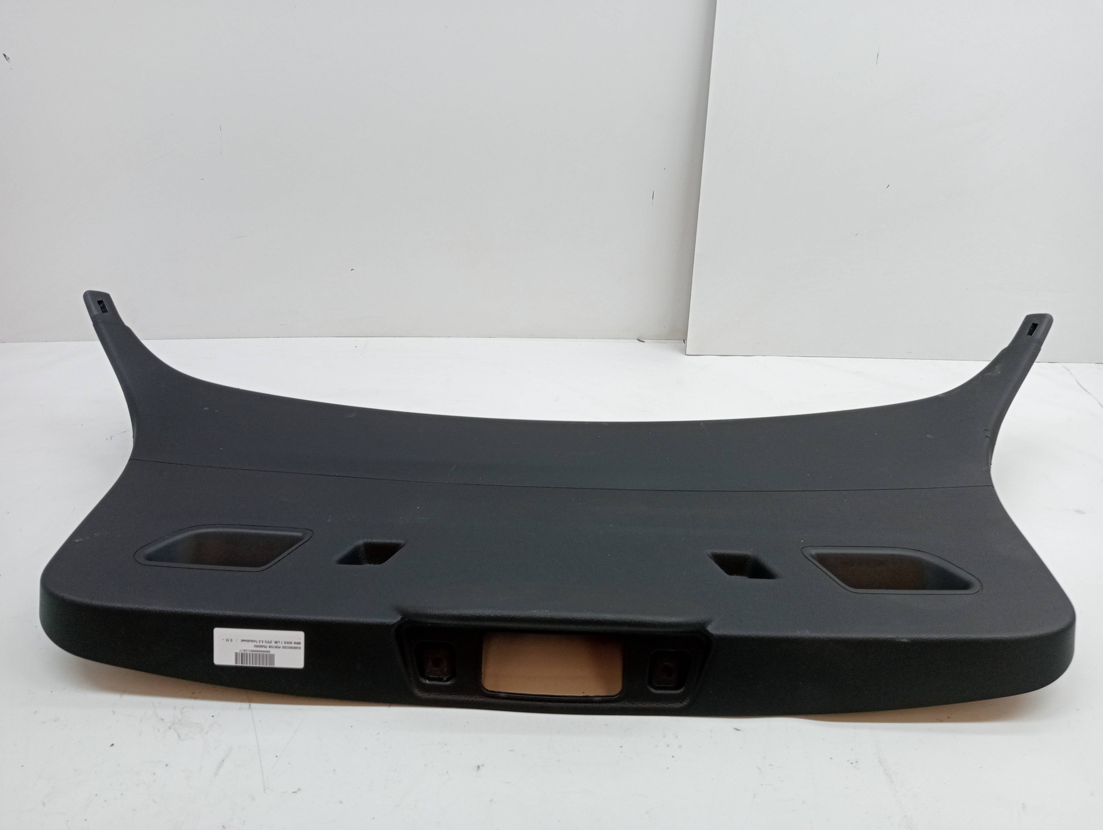 Garniture de hayon BMW SERIE 1 LIM. (F21)