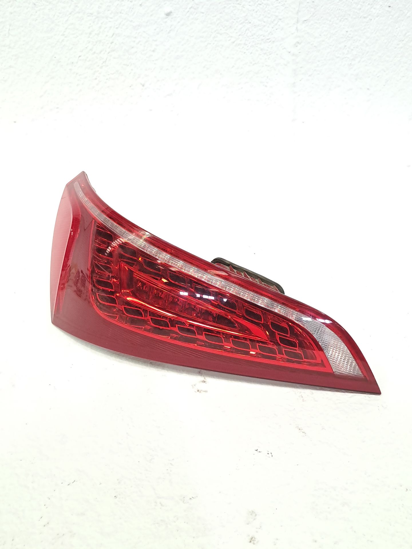 Heckleuchte links AUDI Q5 (8RB)