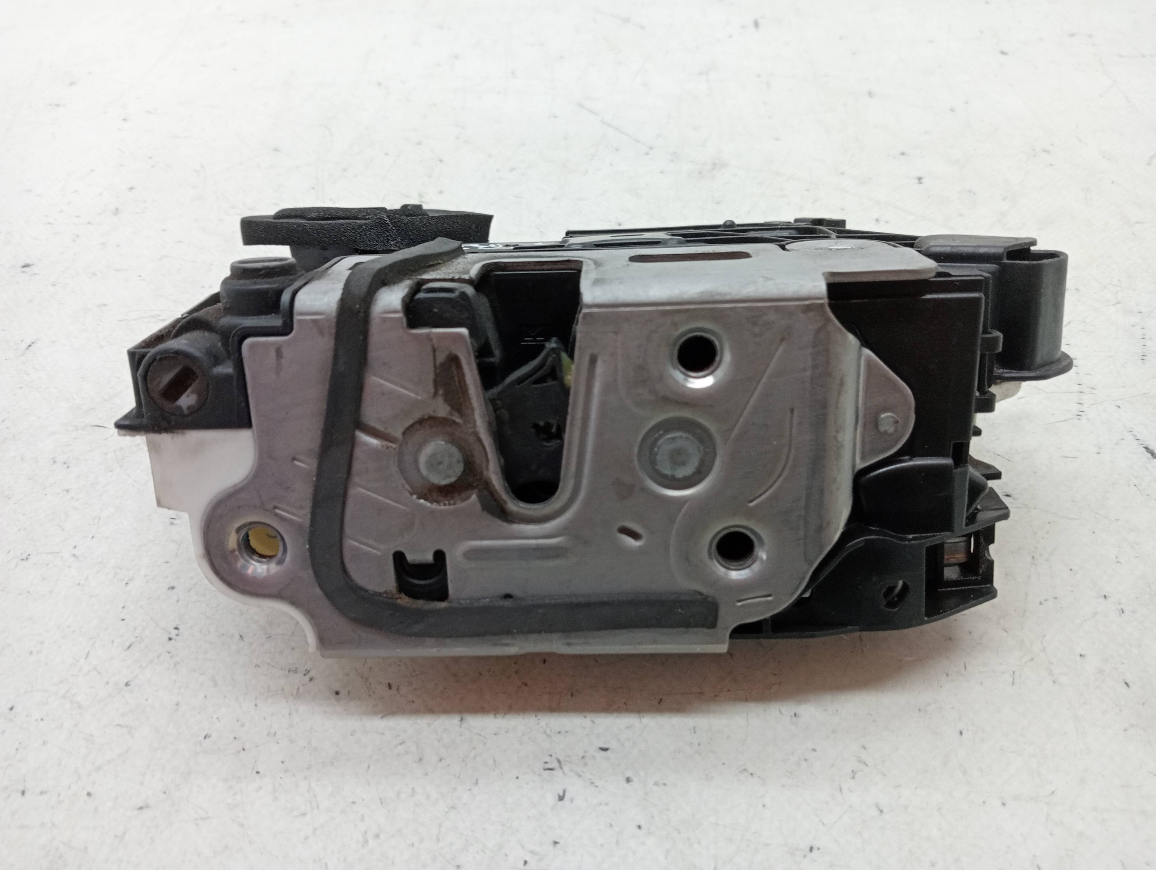 Rear left door lock SEAT LEON (5F1)