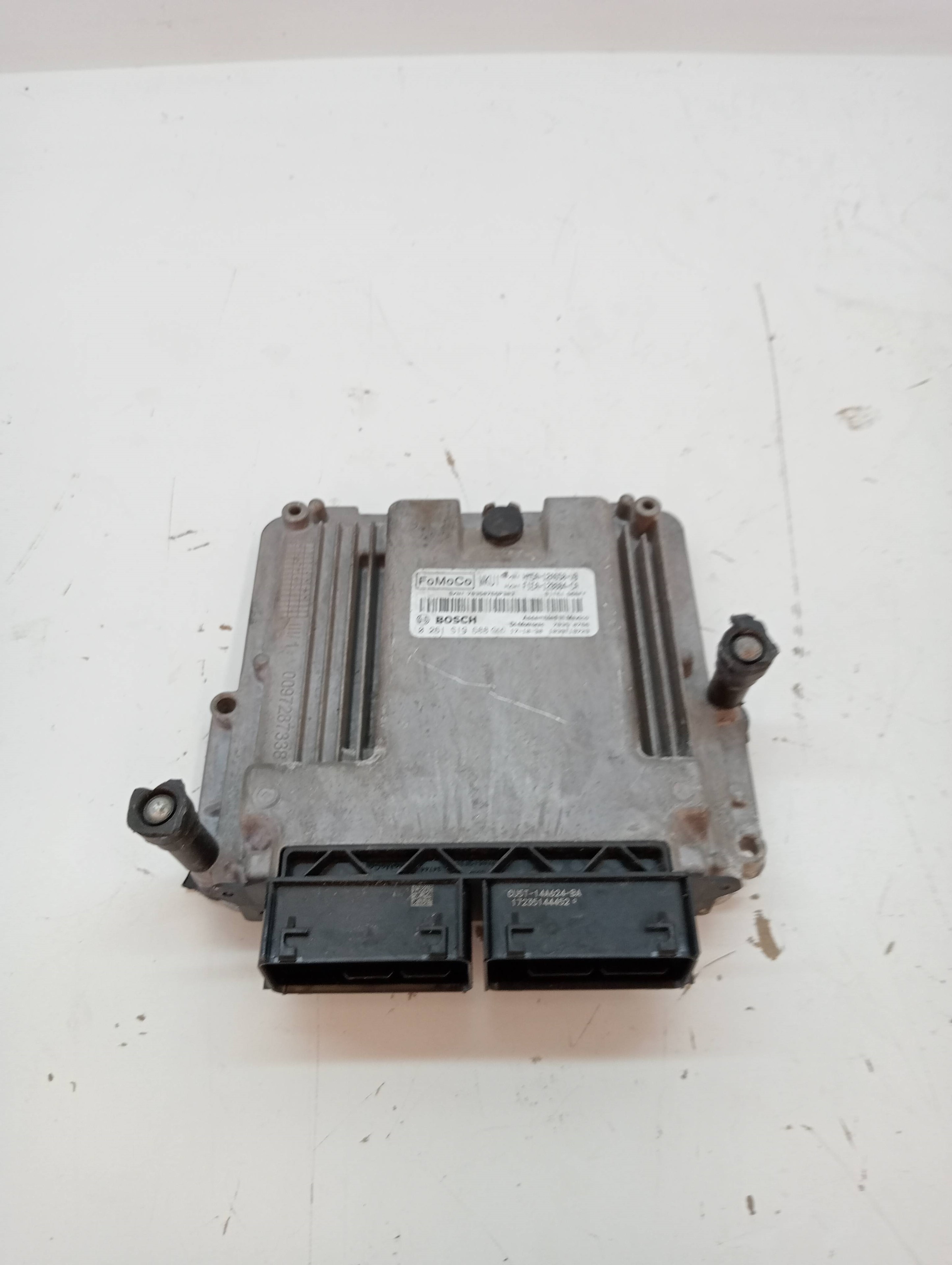 Calculateur moteur FORD FOCUS LIM. (CB8)
