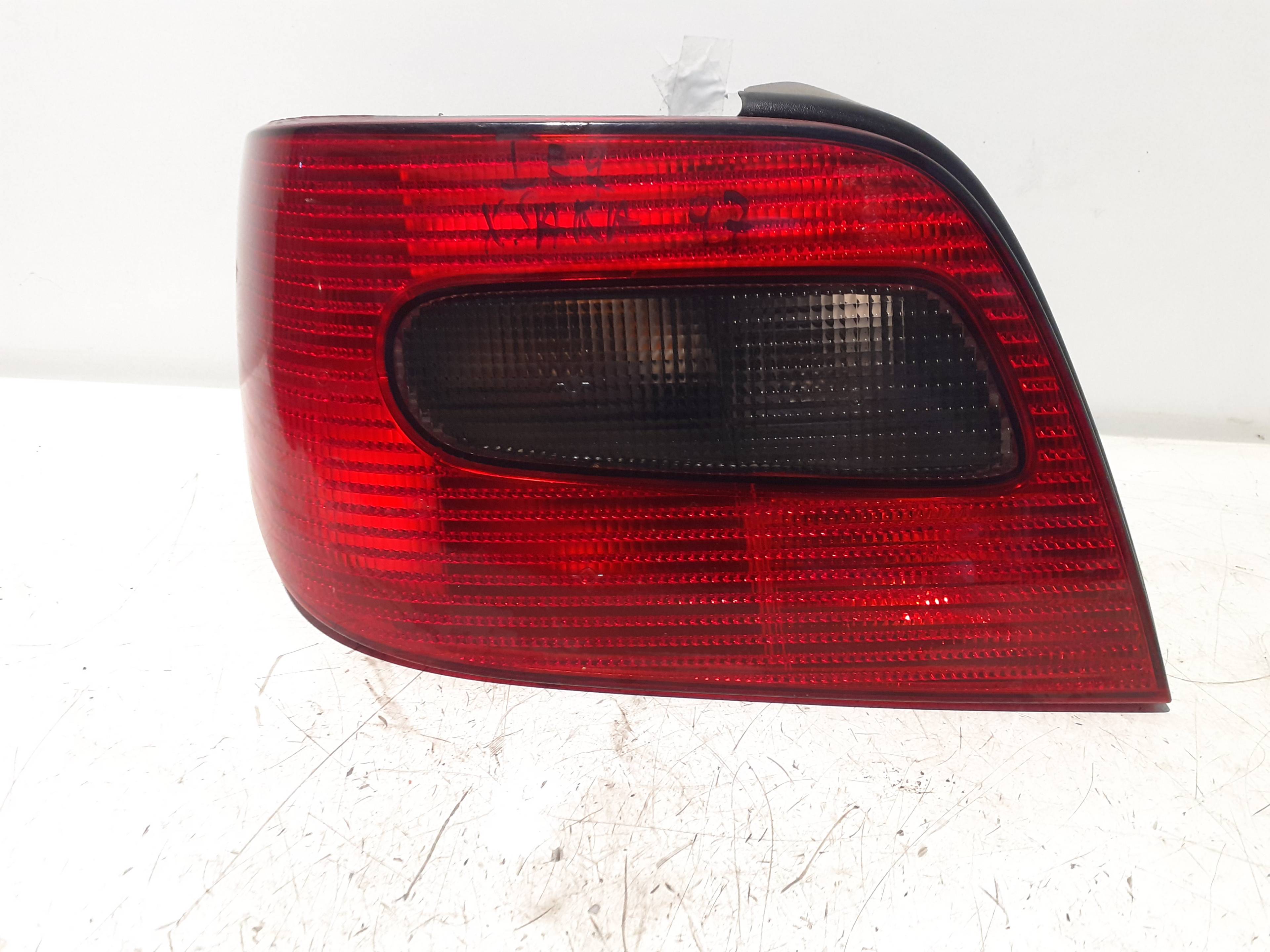 Heckleuchte links CITROEN XSARA BERLINA
