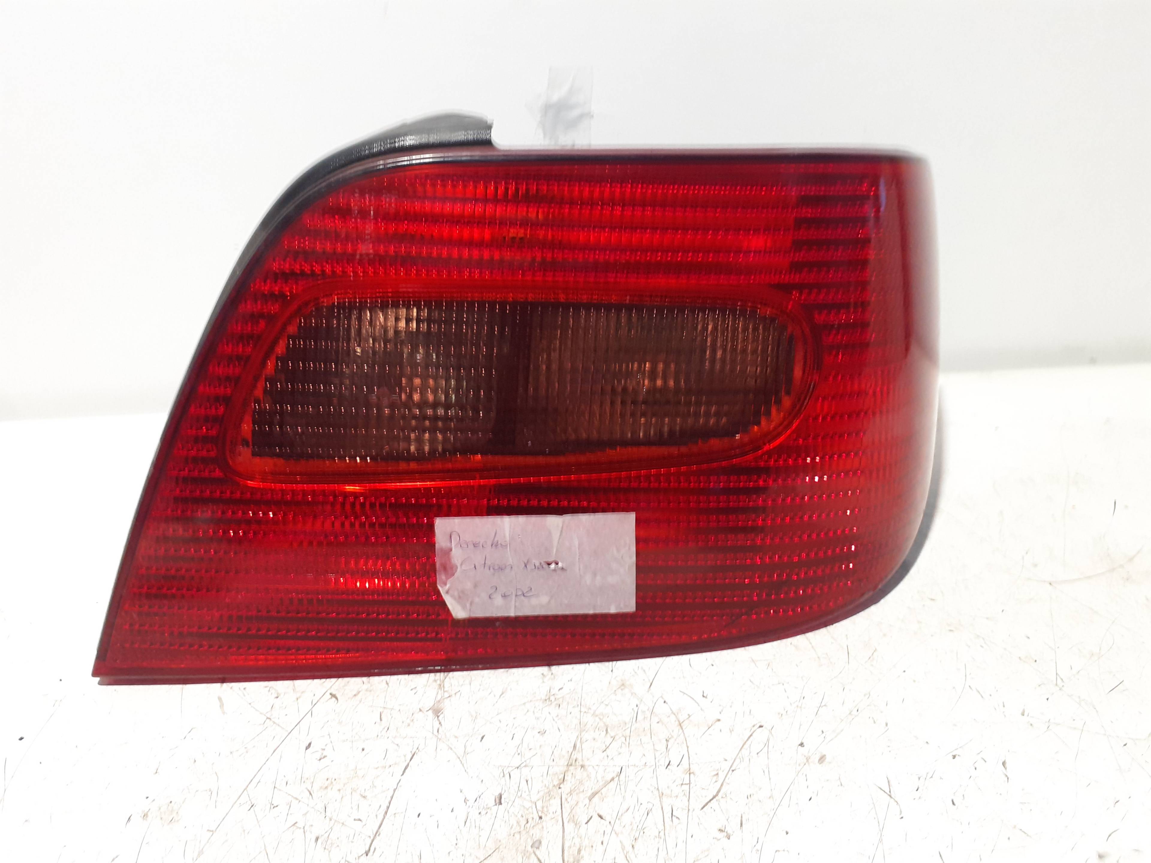 Feu arrière droit CITROEN XSARA BERLINA