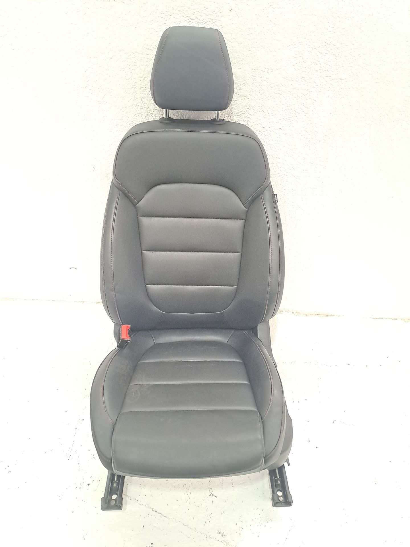 ASIENTO DELANTERO IZQUIERDO MG HS