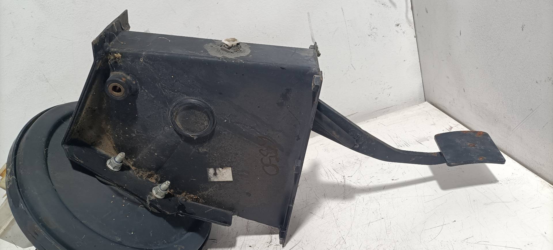 Pedale del freno LAND ROVER DEFENDER (LD)