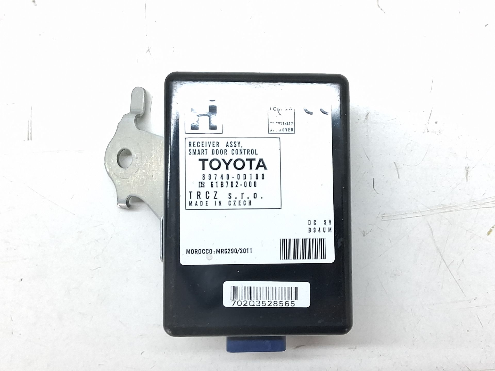 Verkleidung TOYOTA YARIS
