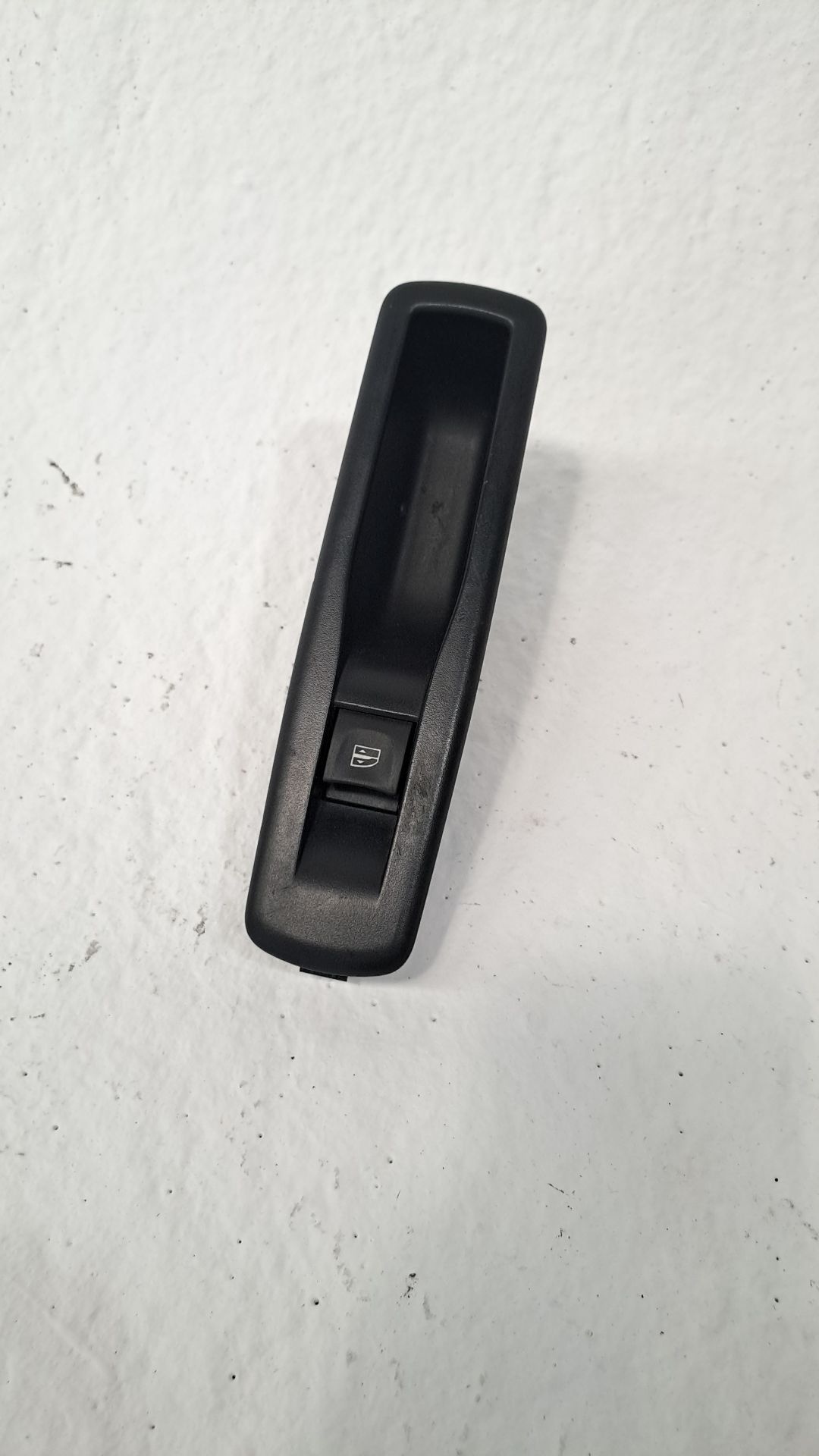 Comando vidro elétrico traseiro direito RENAULT MEGANE III HATCHBACK (BZ0/1_, B3_)