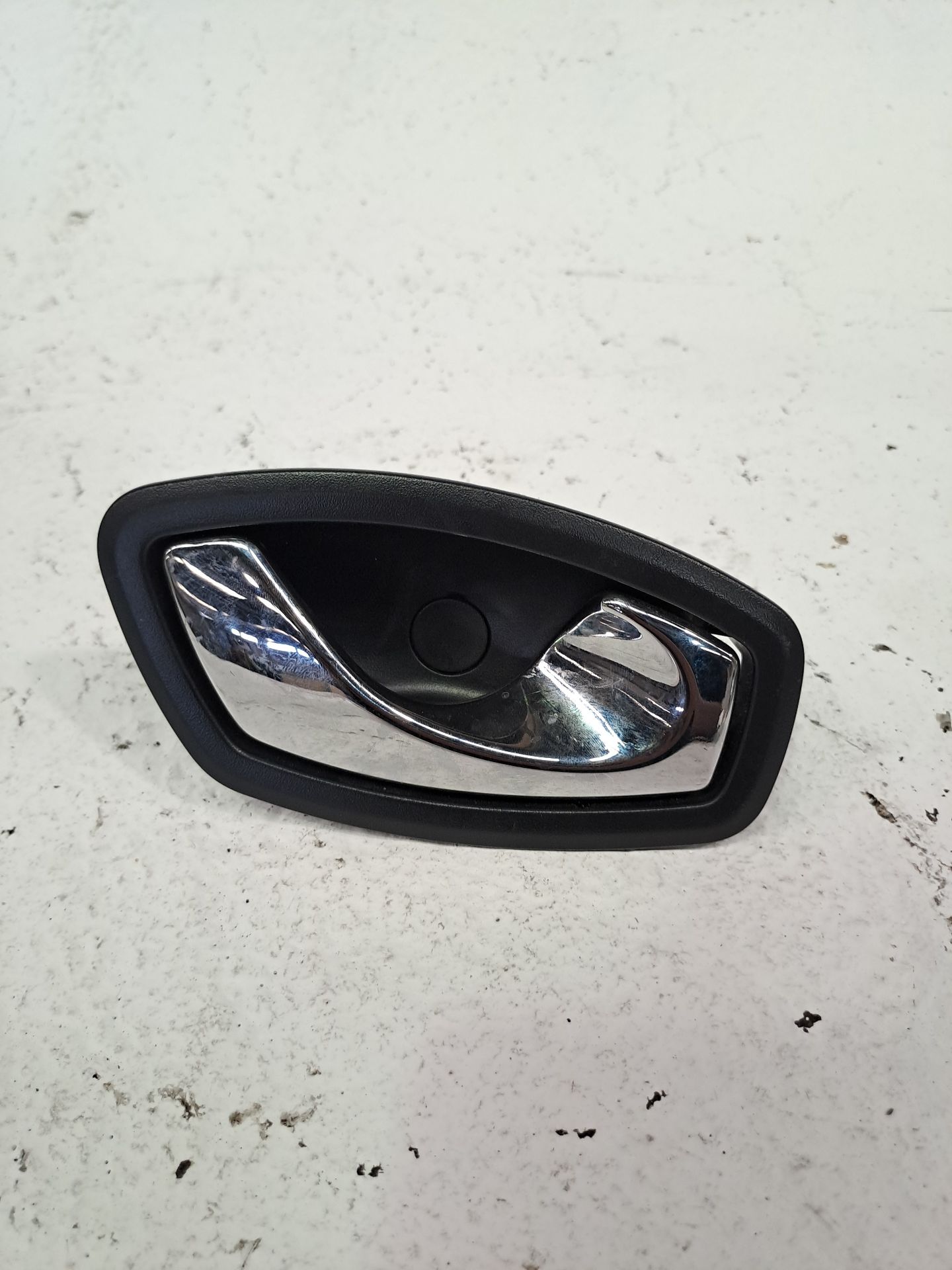 Maniglia interna anteriore destra RENAULT MEGANE III HATCHBACK (BZ0/1_, B3_)