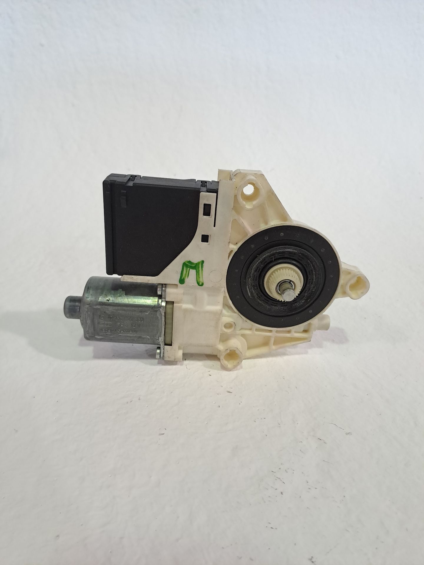 Motor vidro elétrico traseiro esquerdo RENAULT MEGANE III HATCHBACK (BZ0/1_, B3_)