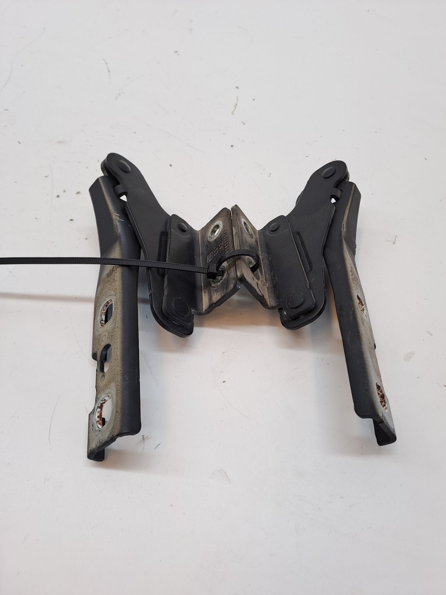 Sliding door support / guide SEAT EXEO BERLINA (3R2)
