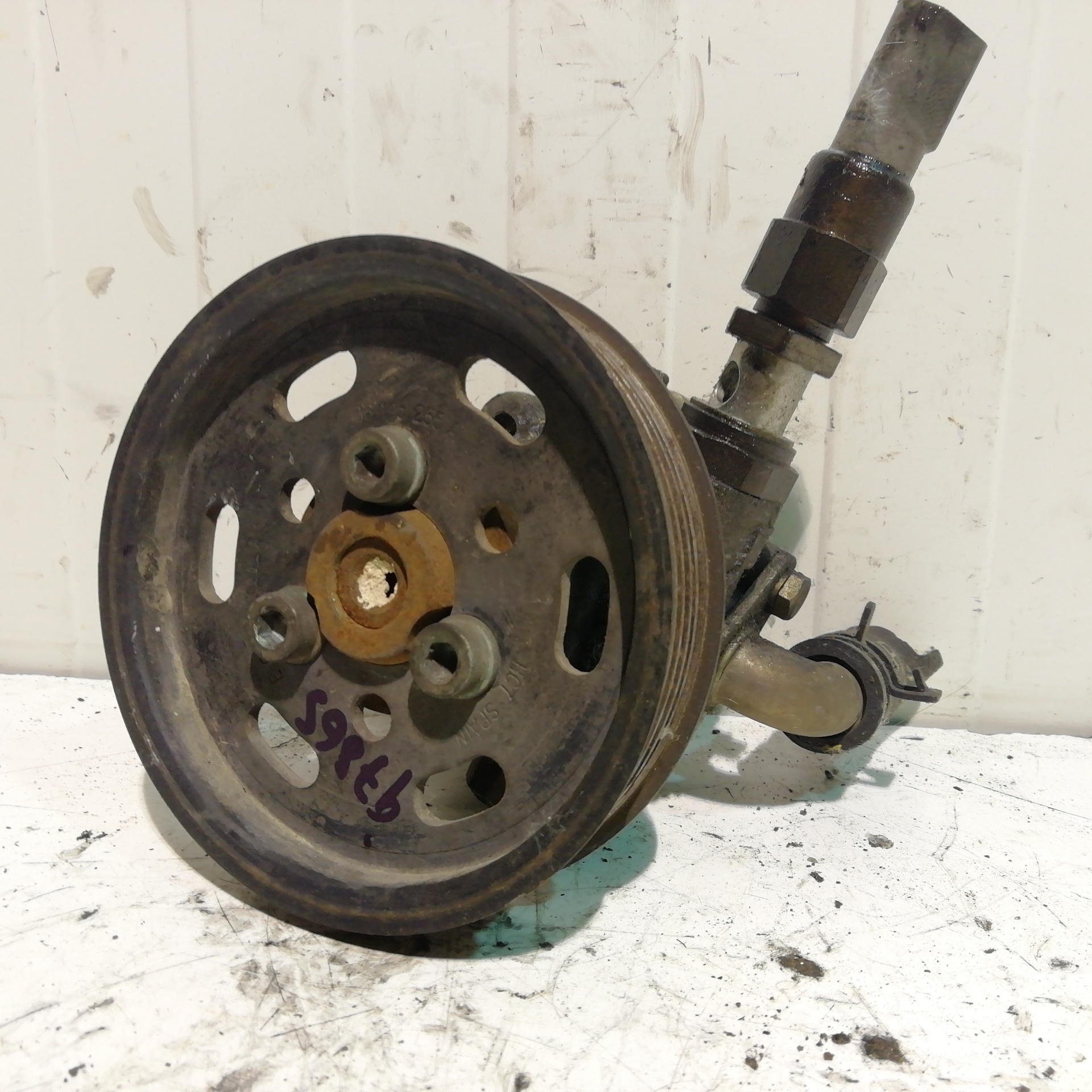 Pompe direction assistée VOLKSWAGEN GOLF IV BERLINA (1J1)