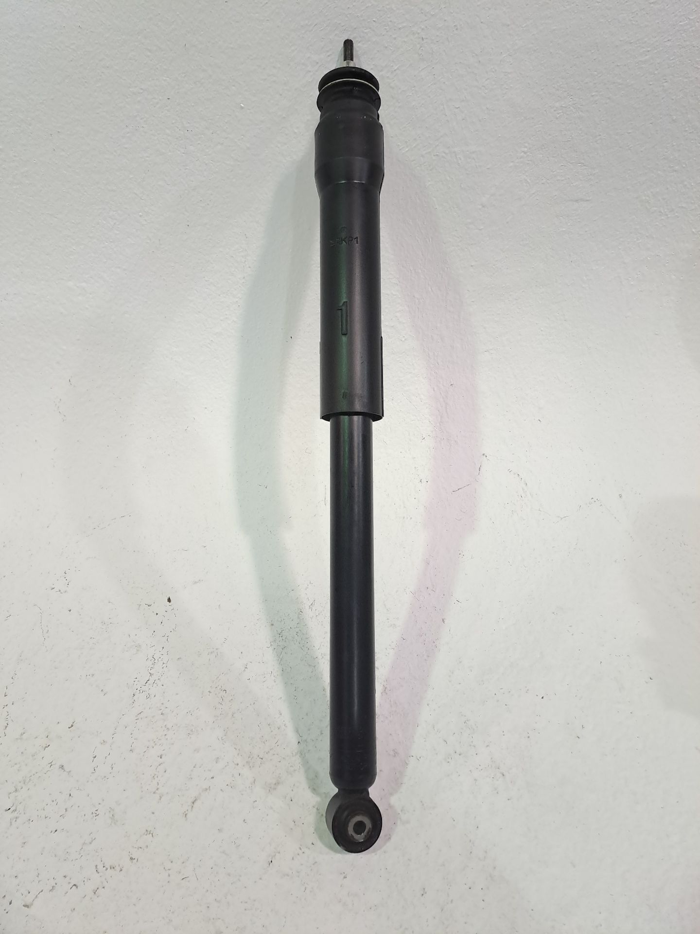 Stoßdämpfer hinten links TOYOTA YARIS