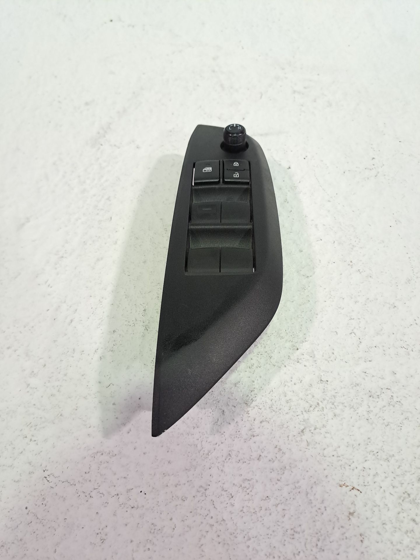 Fensterheberschalter vorne links TOYOTA YARIS
