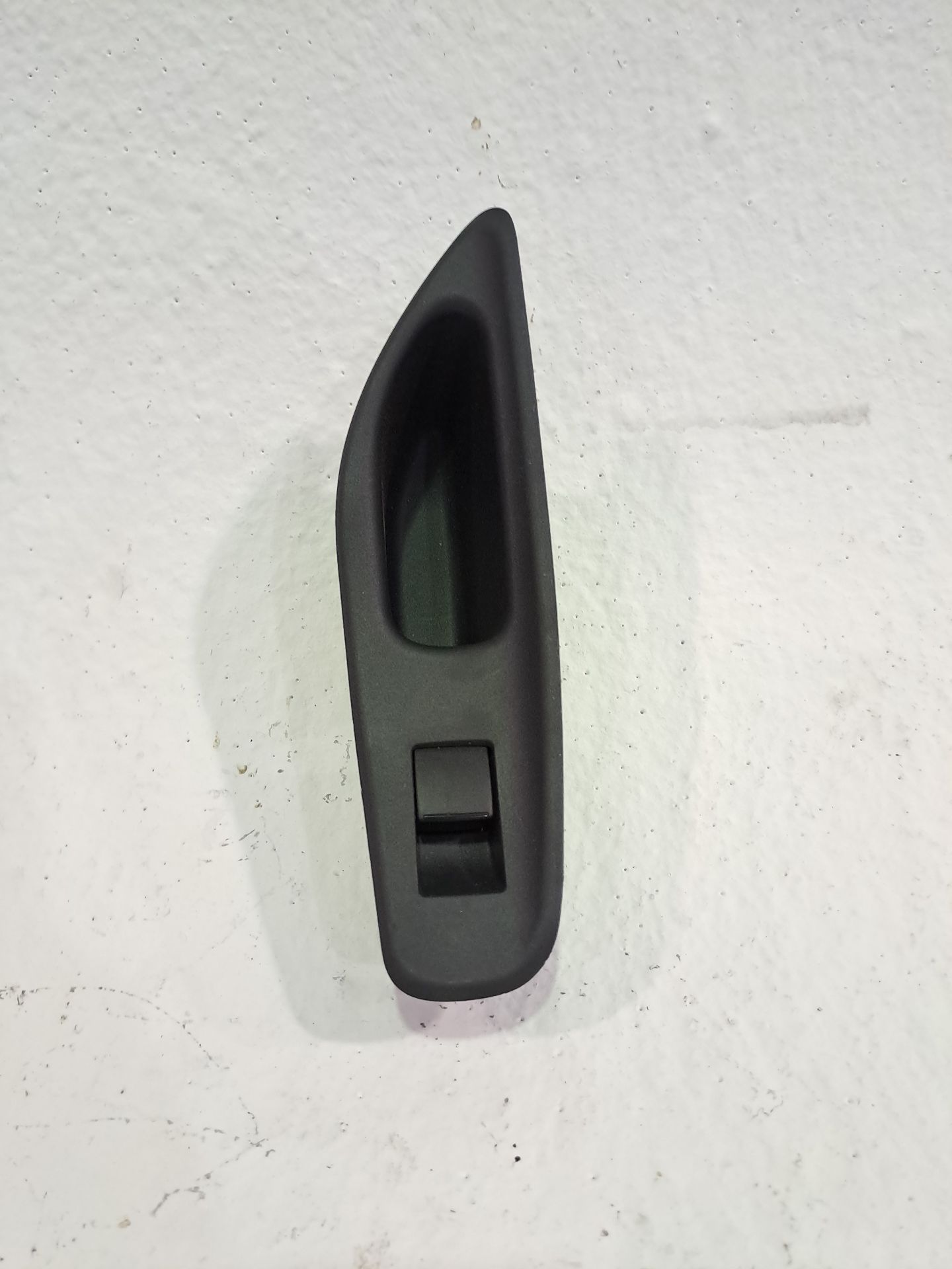 Comando vidro elétrico traseiro esquerdo TOYOTA YARIS