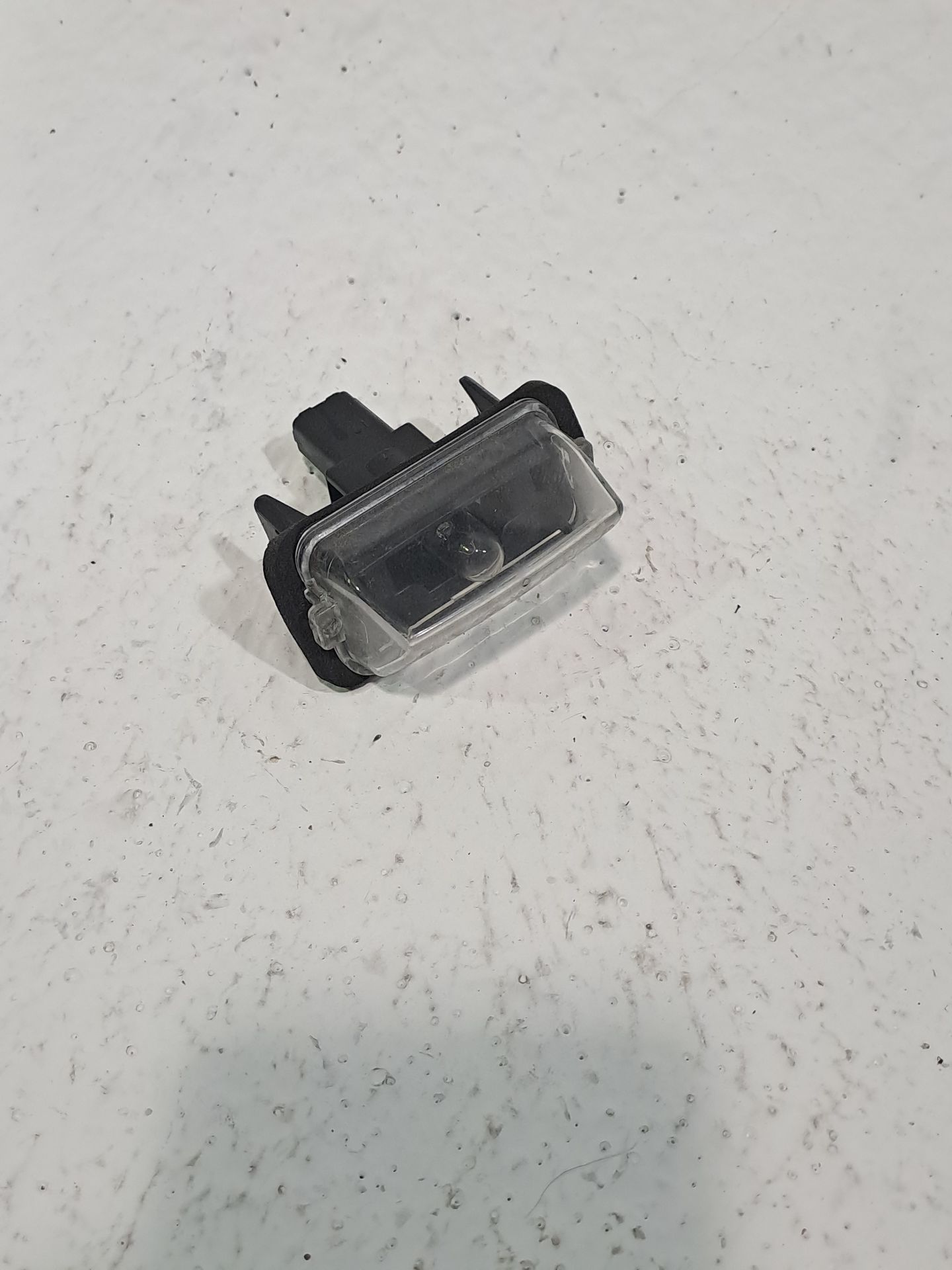 Luz da matrícula TOYOTA YARIS