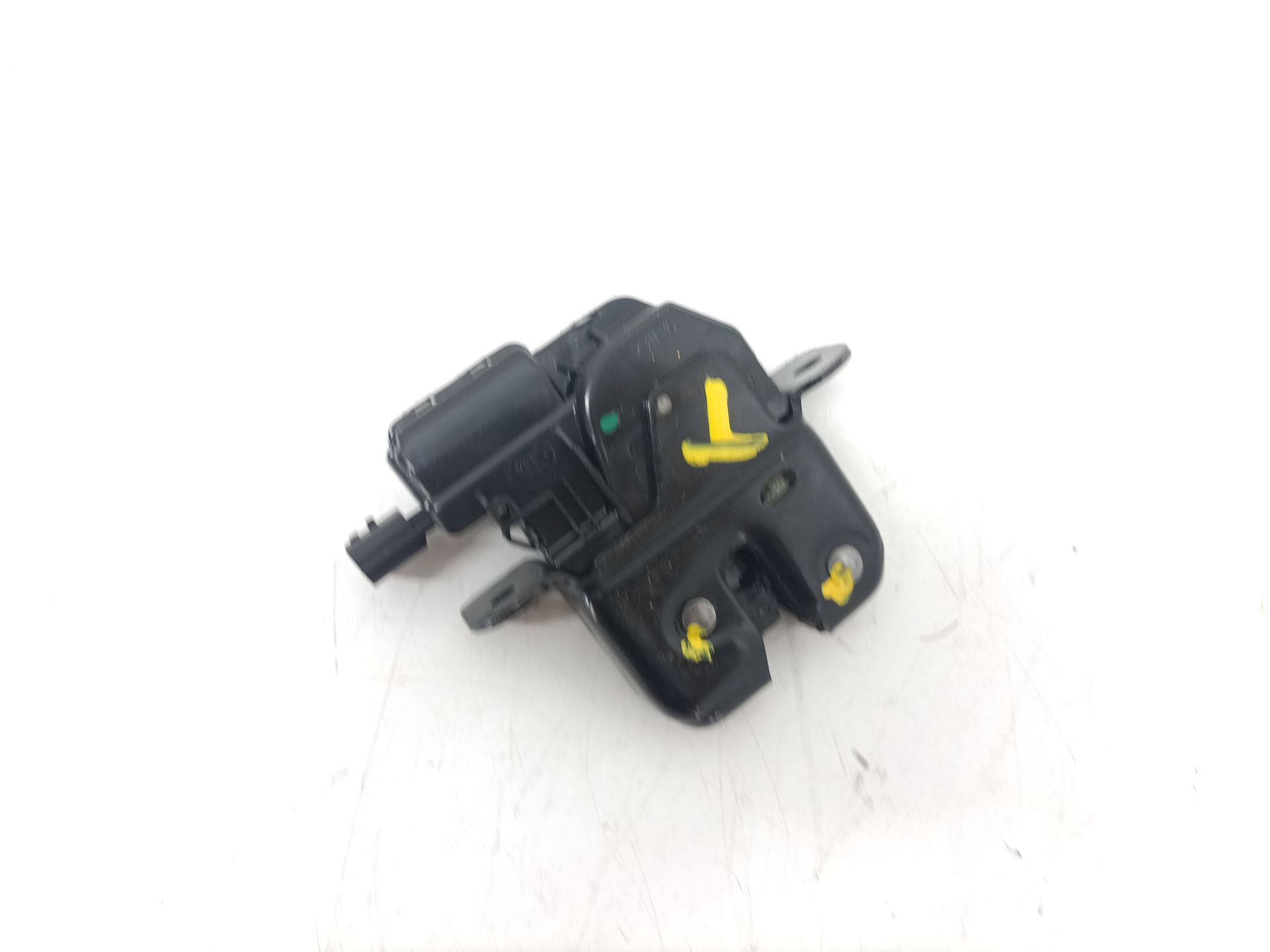 CERRADURA MALETERO / PORTON RENAULT CAPTUR