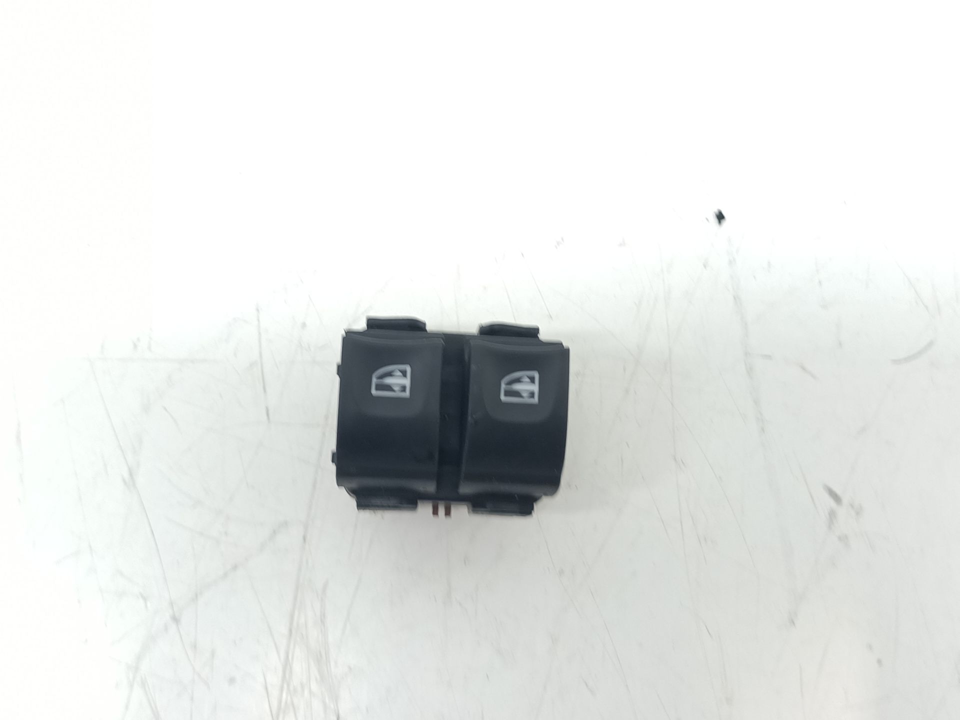 Comando alzacristallo anteriore sinistro RENAULT CAPTUR