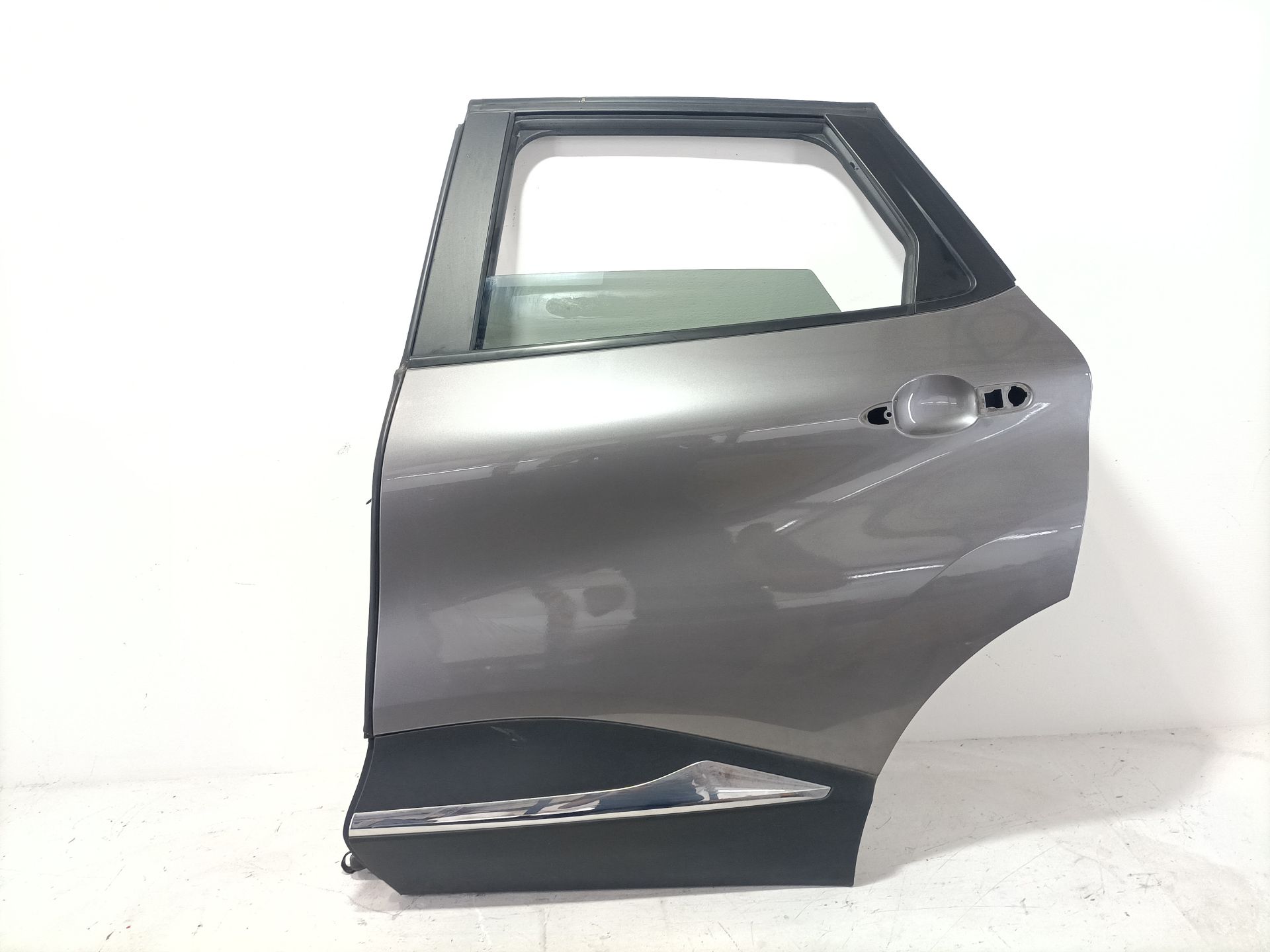 PUERTA TRASERA IZQUIERDA RENAULT CAPTUR