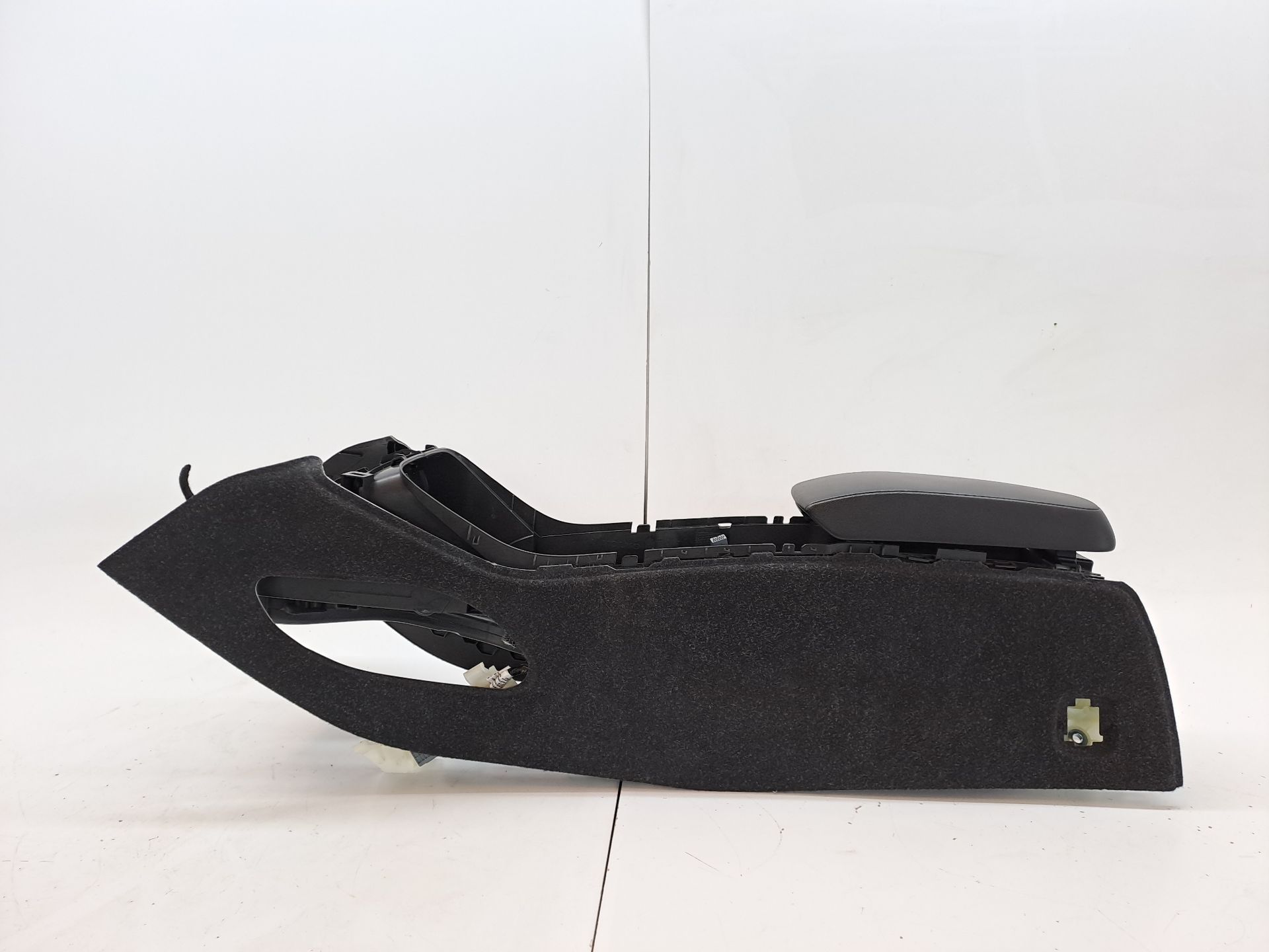 CONSOLA CENTRAL VOLVO XC 40