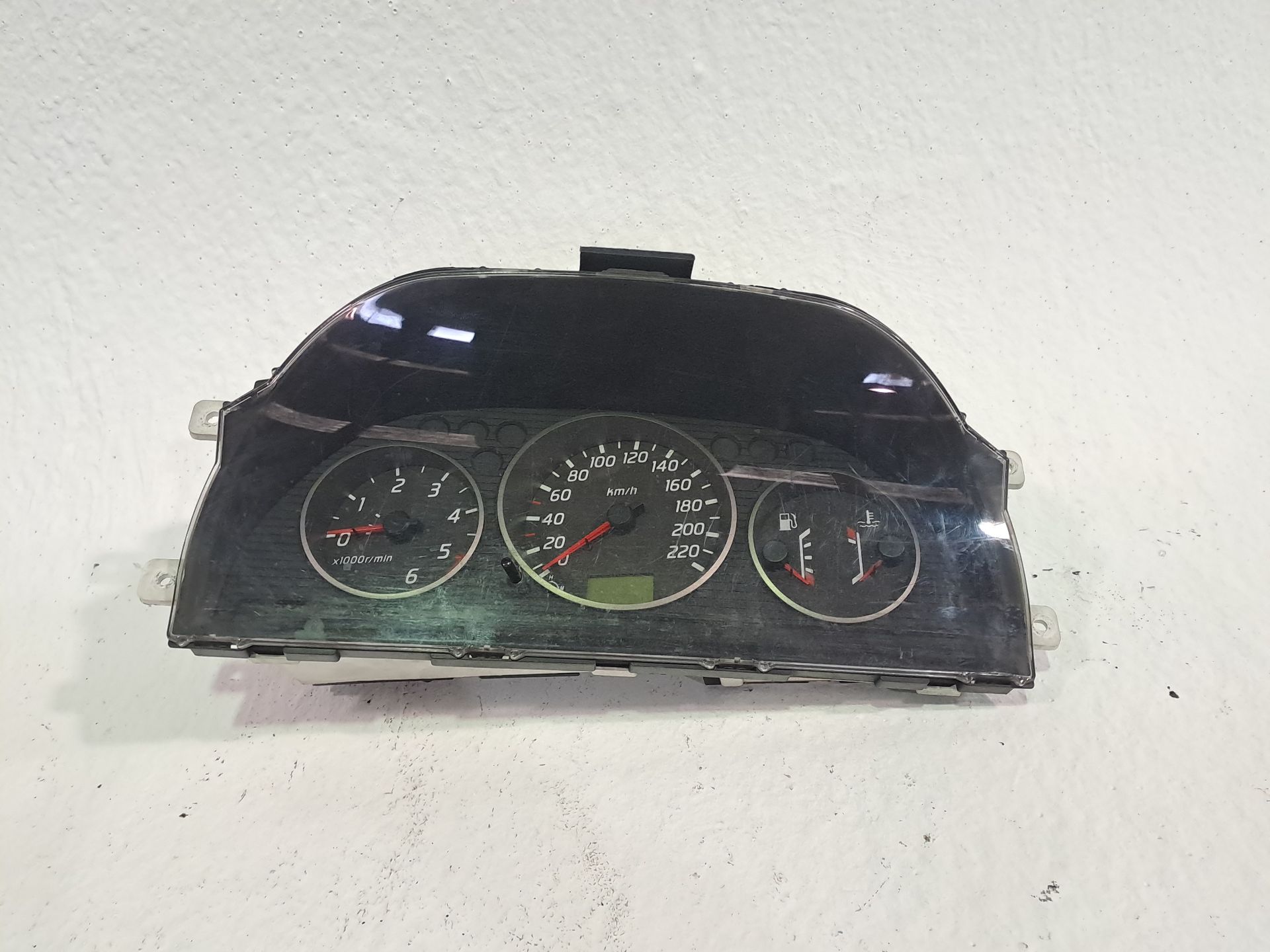 Kombiinstrument NISSAN X-TRAIL (T30)