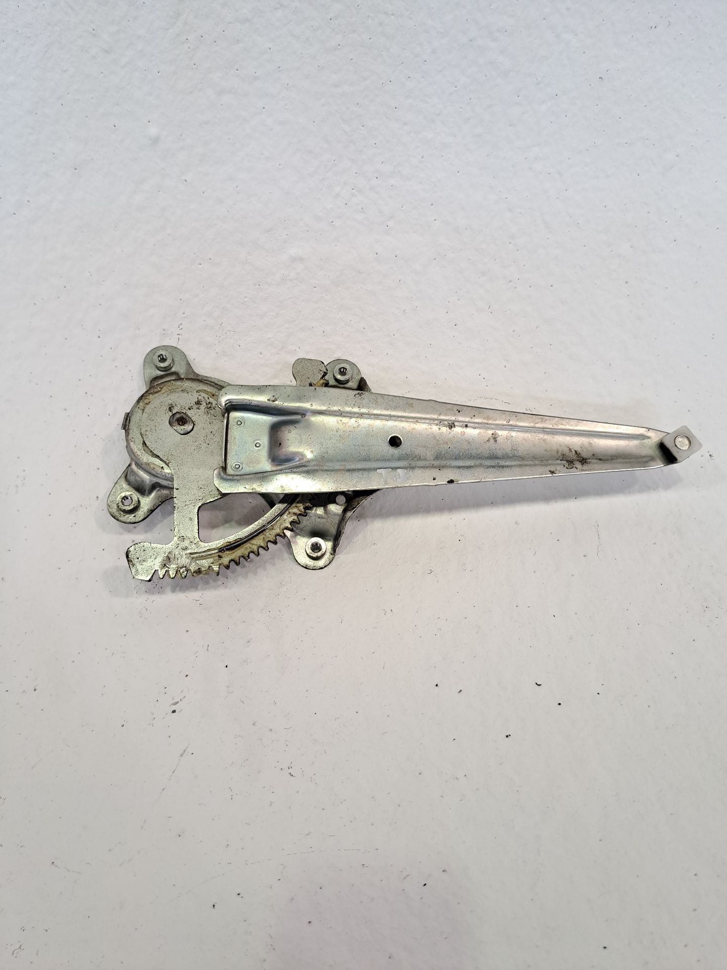 Rear left window regulator TOYOTA RAV 4 (A3)