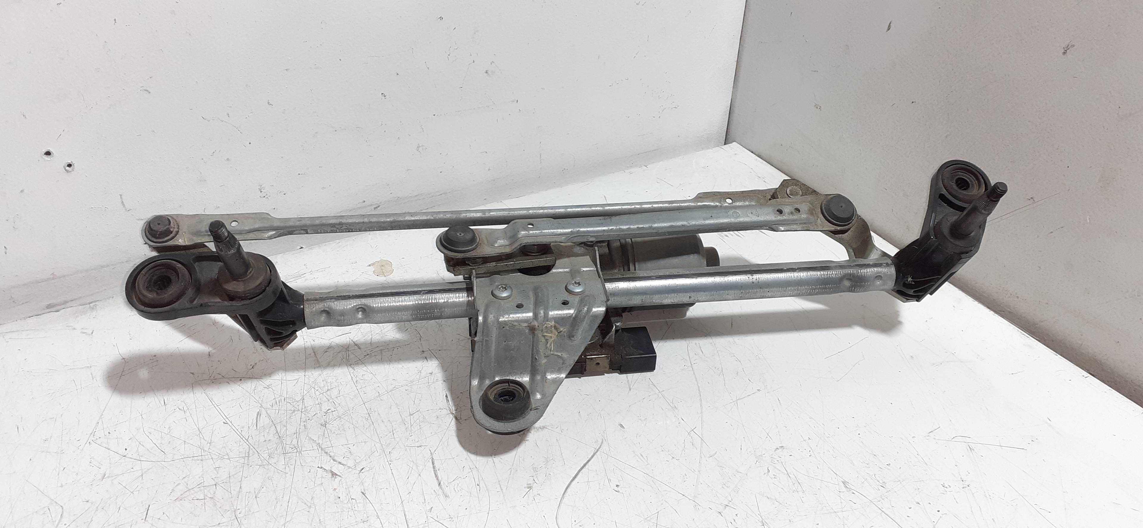 Scheibenwischermotor vorne SEAT LEON (5F1)