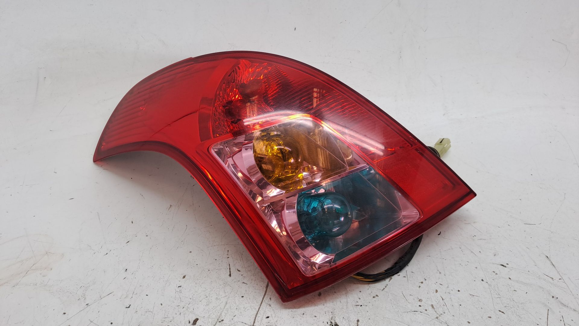 Feu arrière gauche SUZUKI SWIFT III (MZ, EZ)