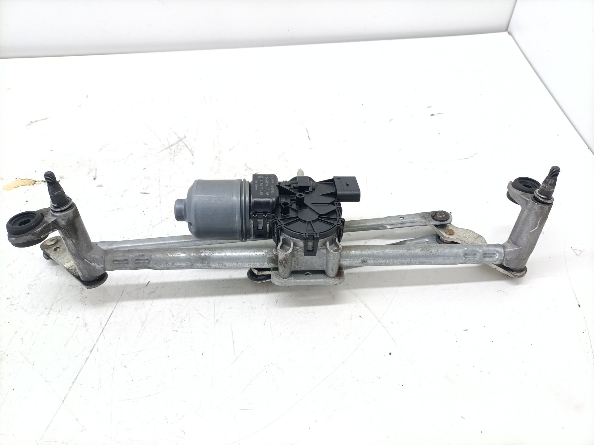 Scheibenwischermotor vorne SEAT IBIZA (6J5)