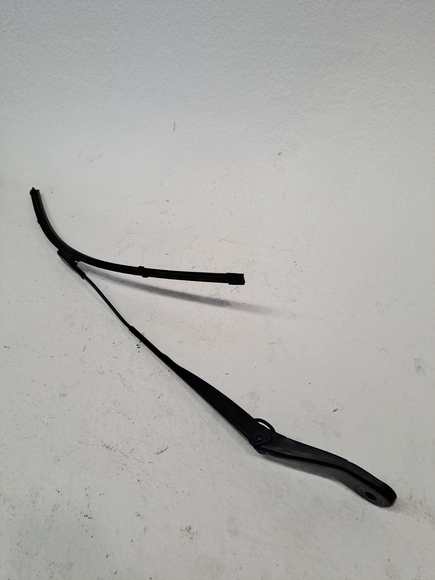 Front Left Wiper Arm DACIA SANDERO III