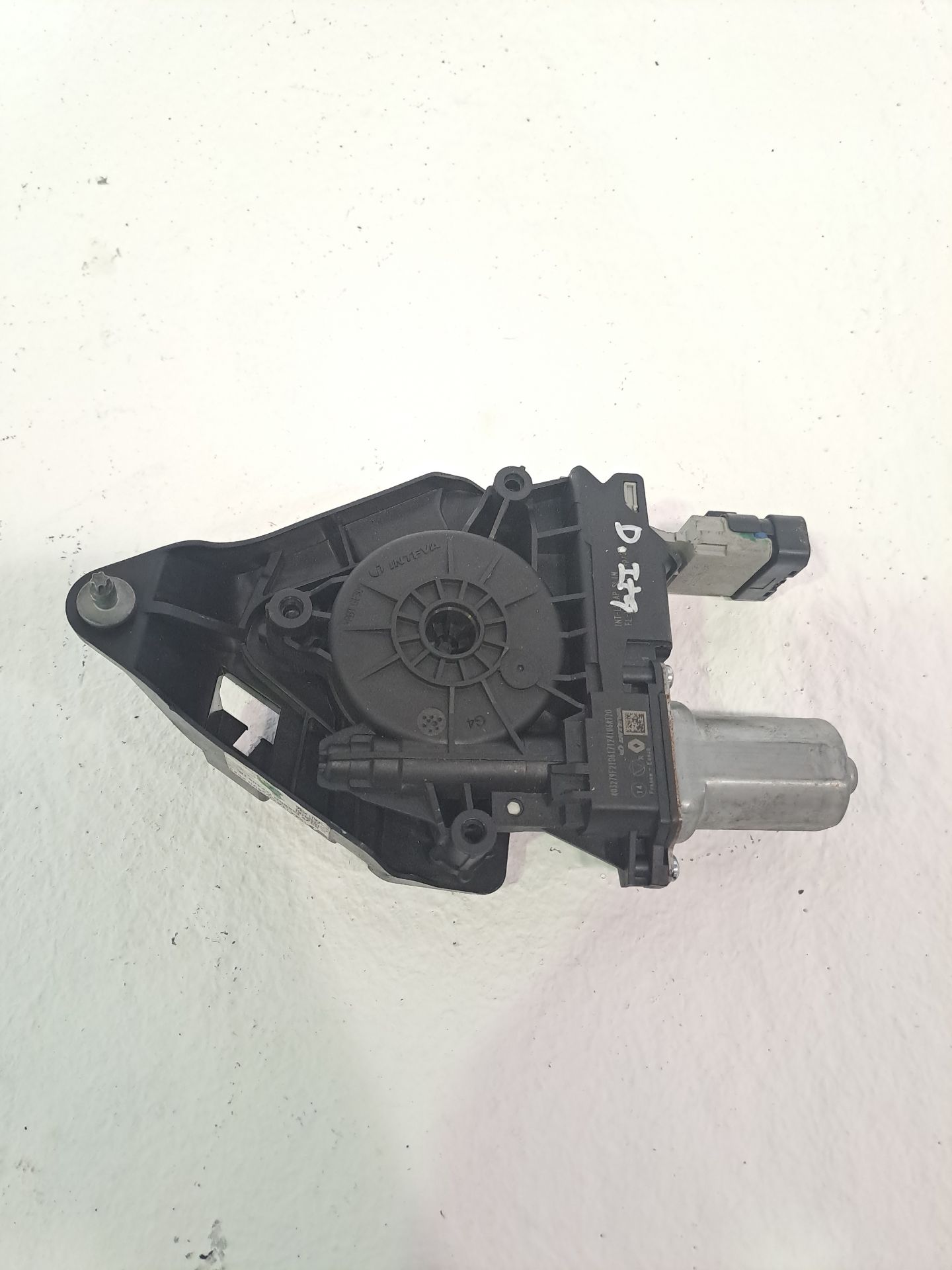 Front Left Window Motor DACIA SANDERO III