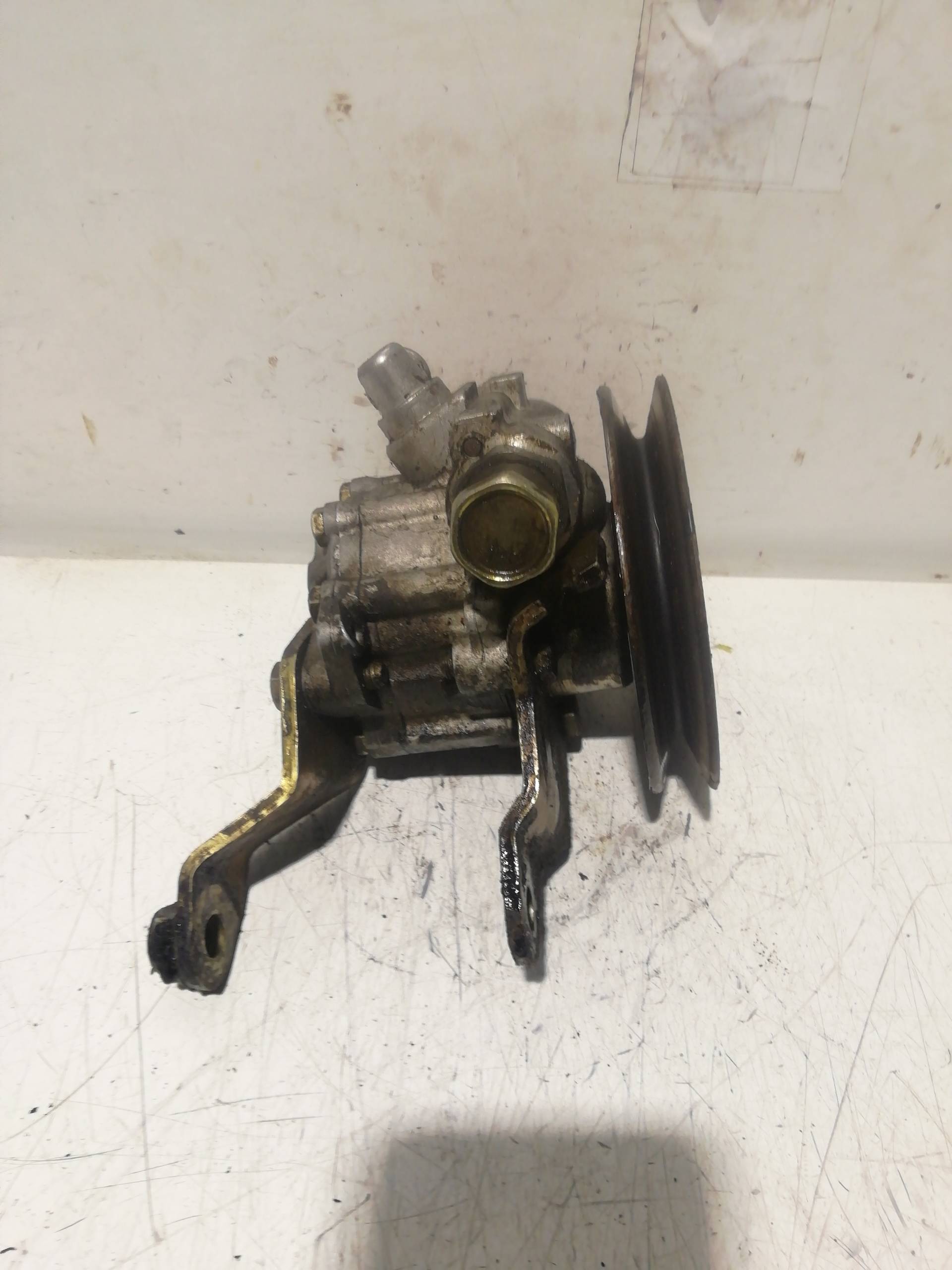 Pompe direction assistée NISSAN PRIMERA BERLINA (P11)