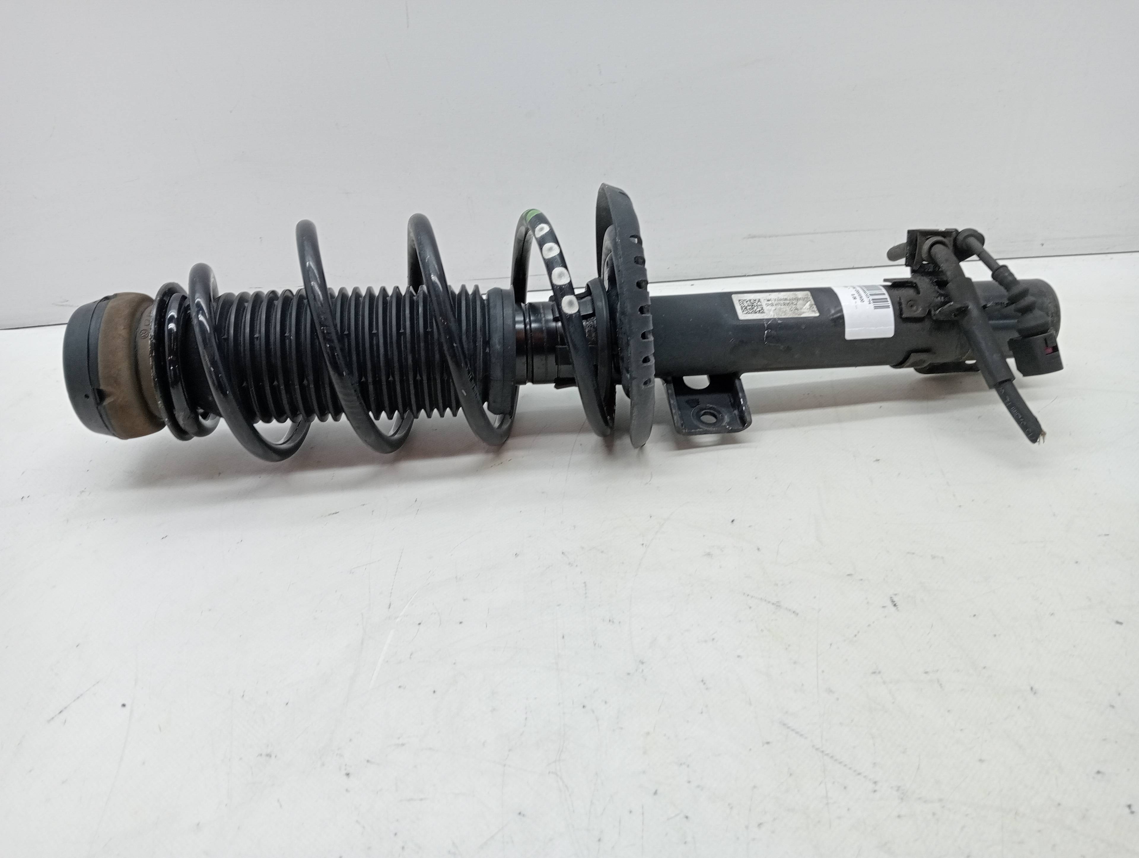 Amortecedor dianteiro esquerdo VOLKSWAGEN POLO (6R1)