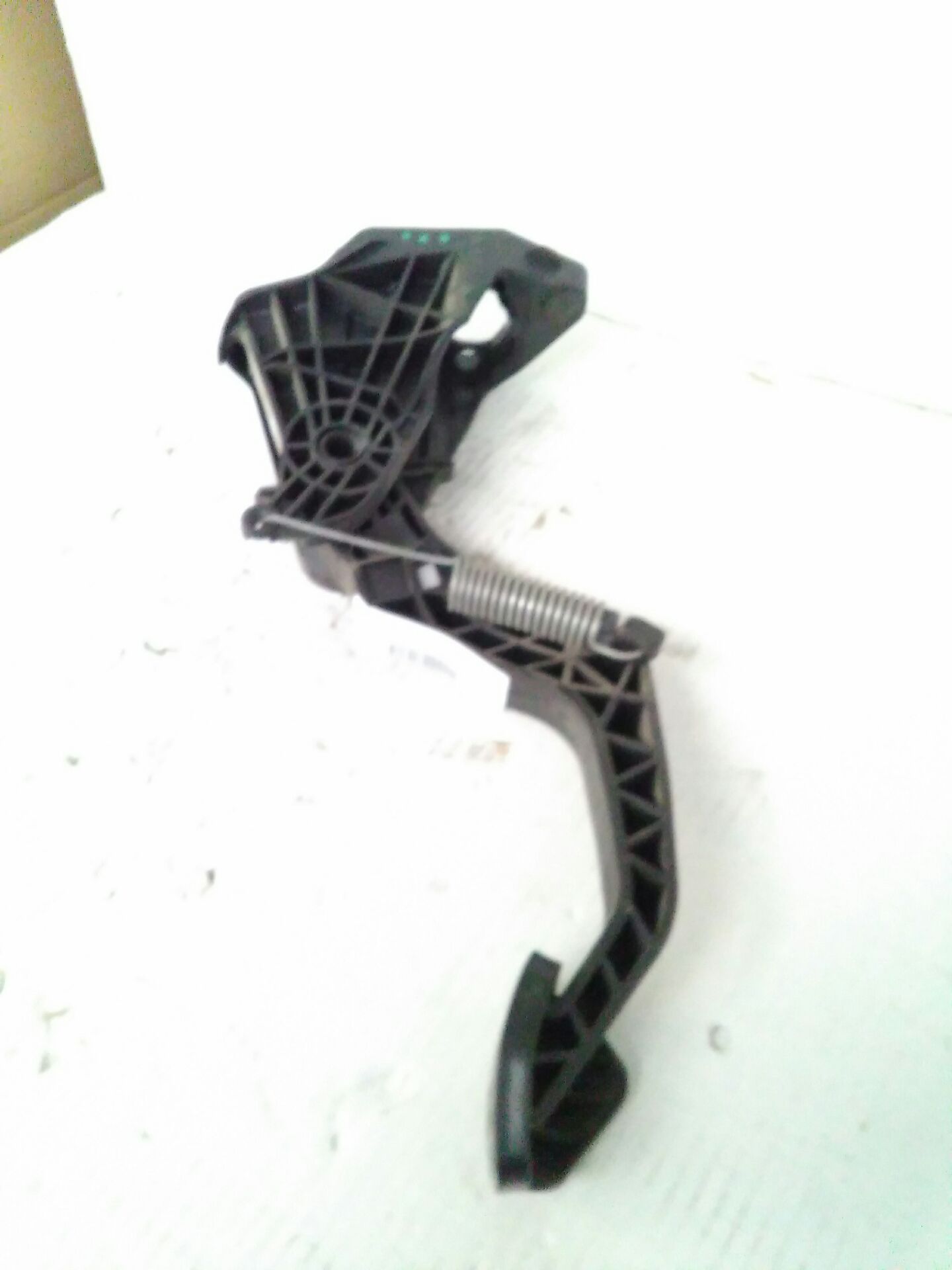 Pedal da embreagem VOLKSWAGEN POLO (6R1)