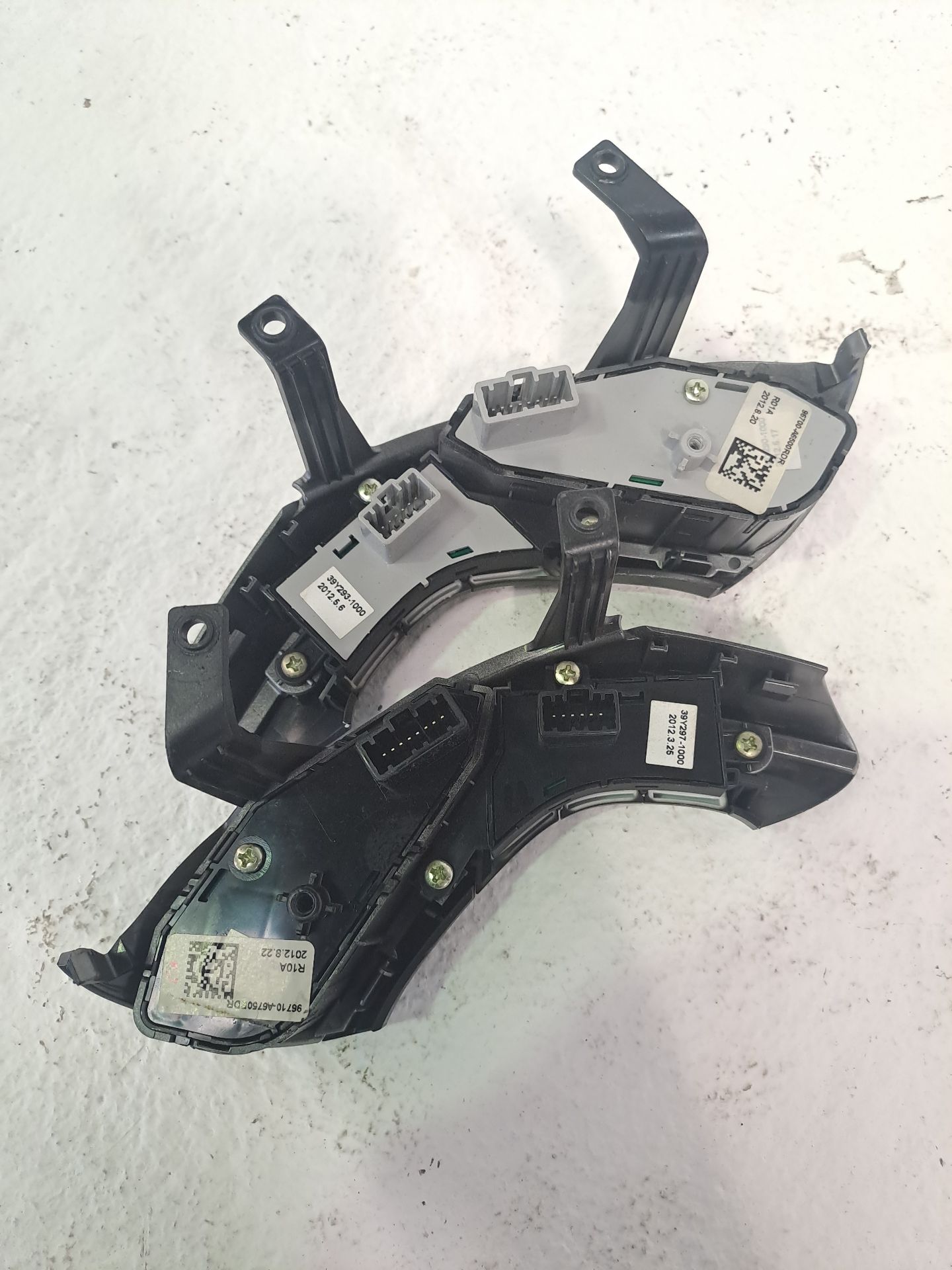 Commande au volant HYUNDAI I30CW