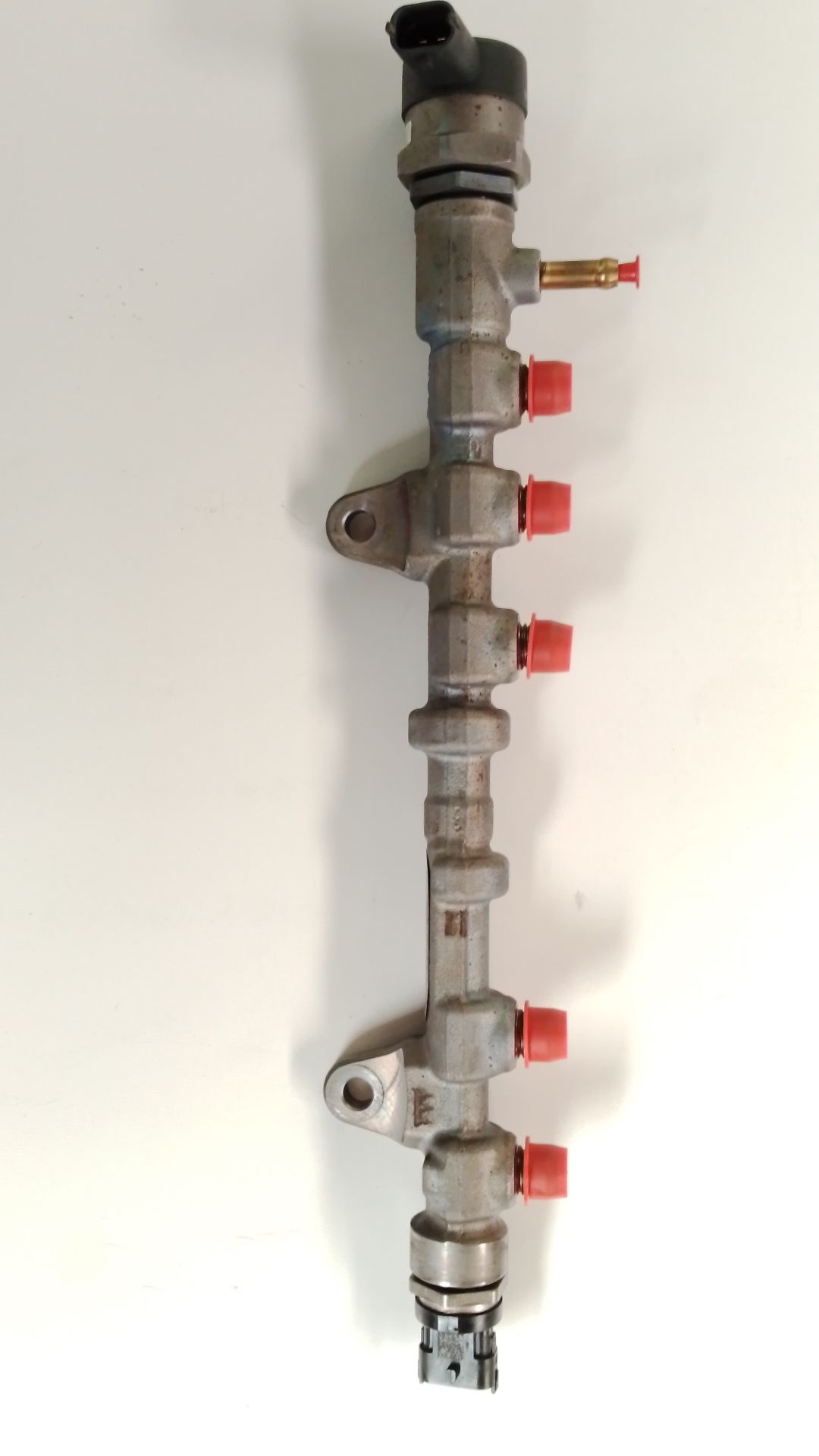 Fuel Rail OPEL CORSA D