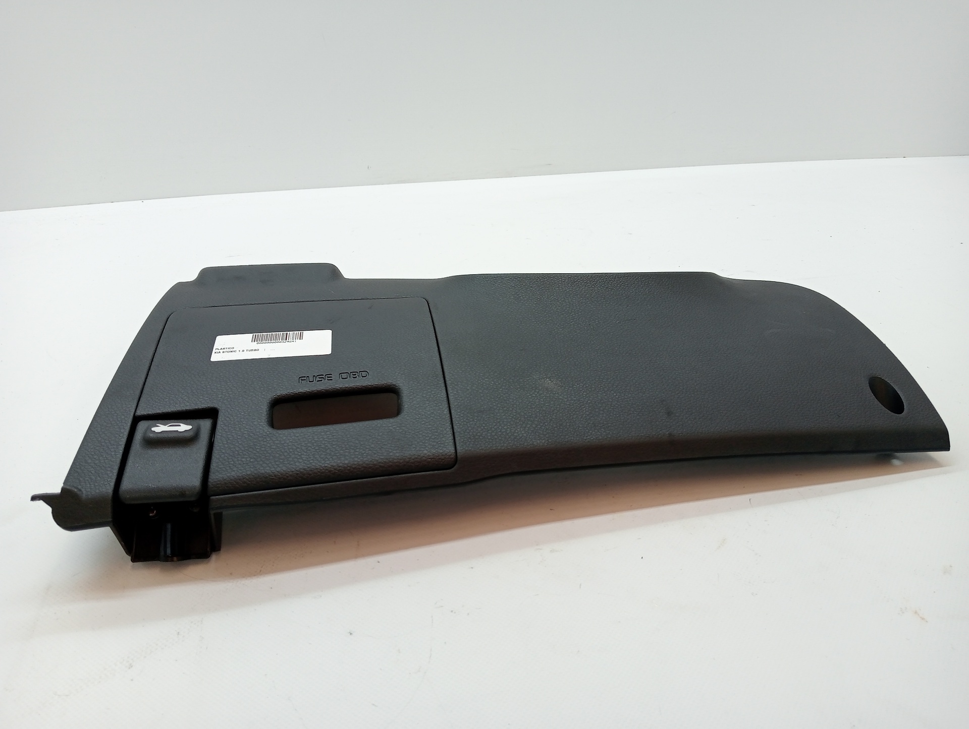PLASTICO KIA STONIC