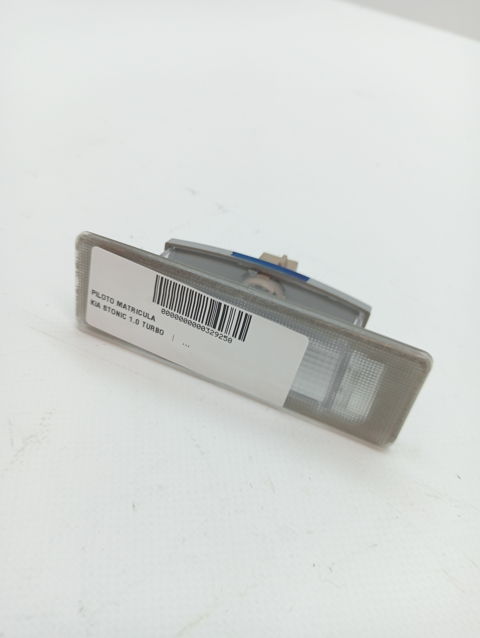 Luce targa KIA STONIC