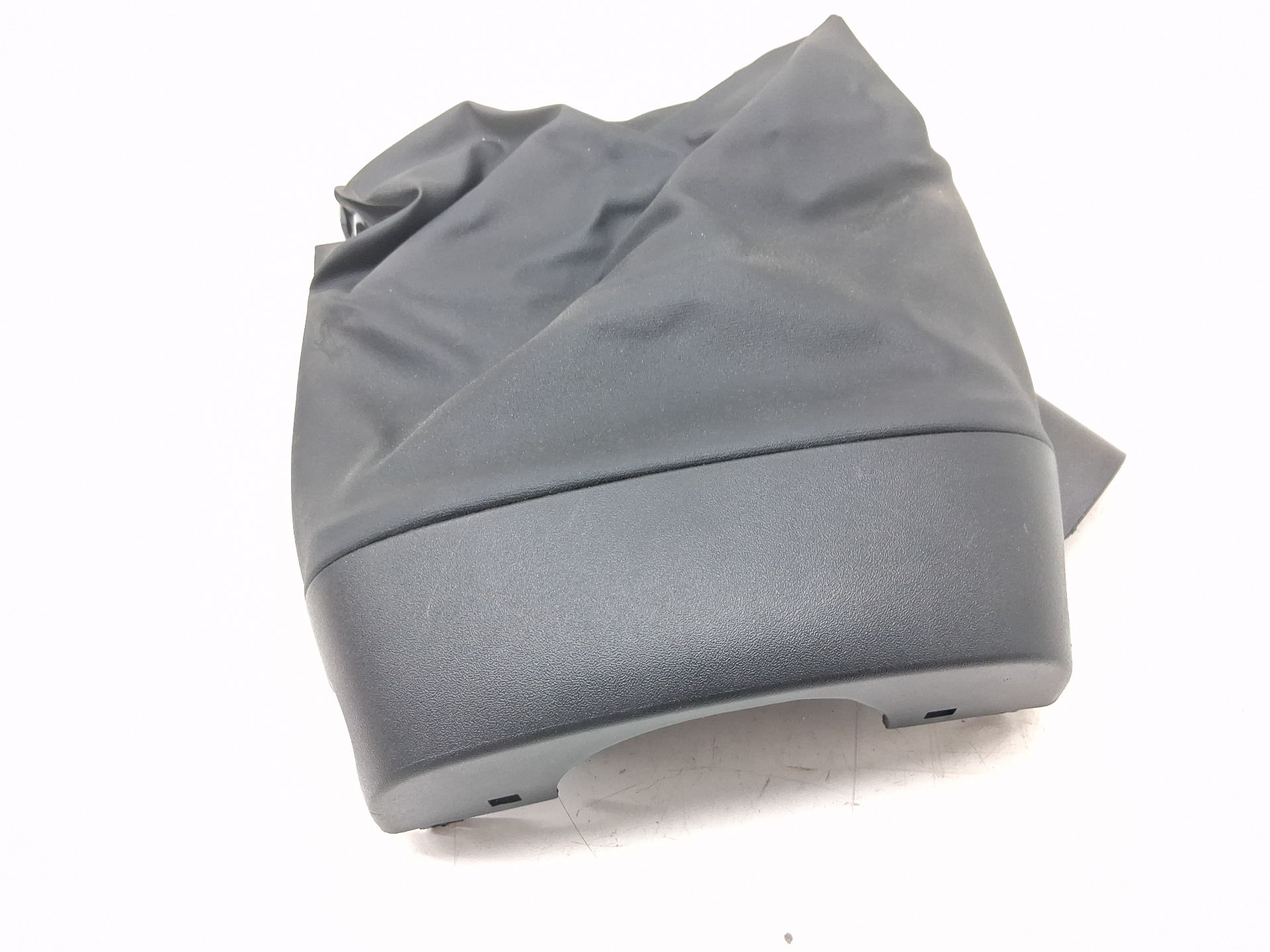 PLASTICO FORD FIESTA (CE1)