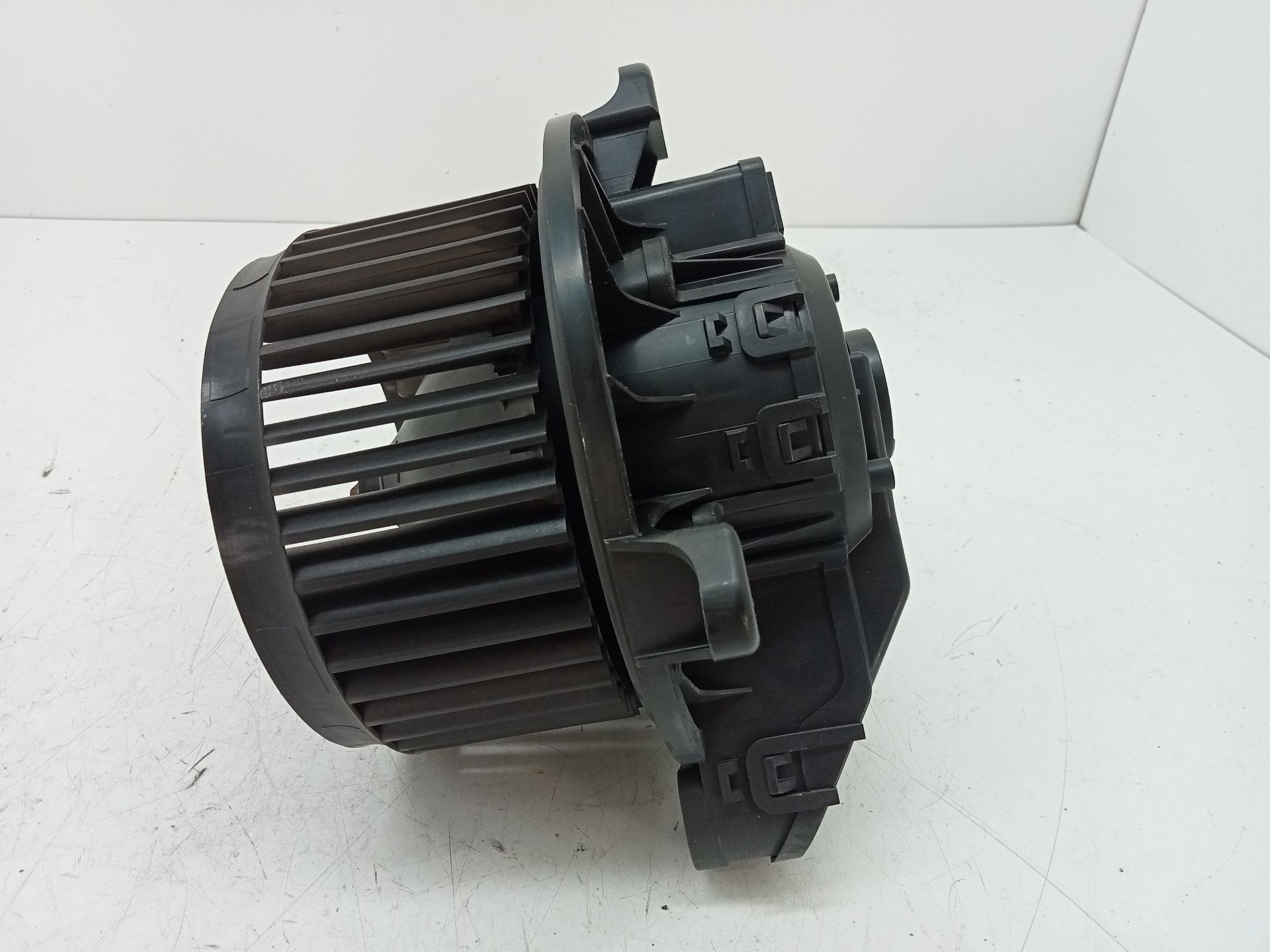 Motorino ventilazione riscaldamento FORD FIESTA (CE1)