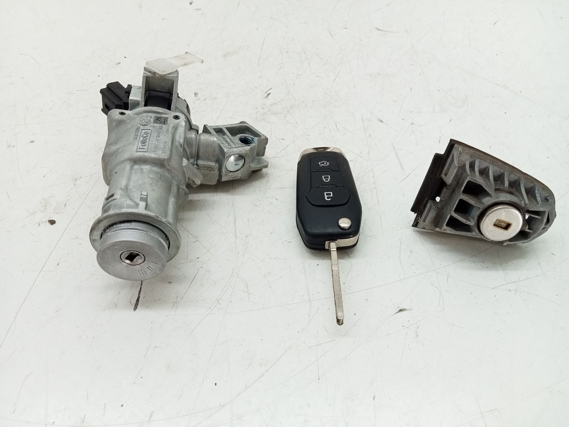 Ignition switch FORD FIESTA (CE1)