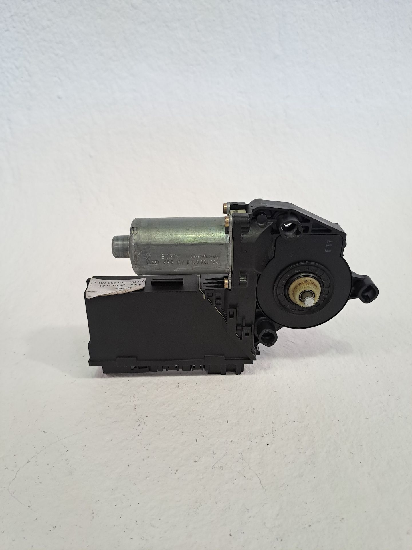 Front Left Window Motor PORSCHE CAYENNE (9PA)