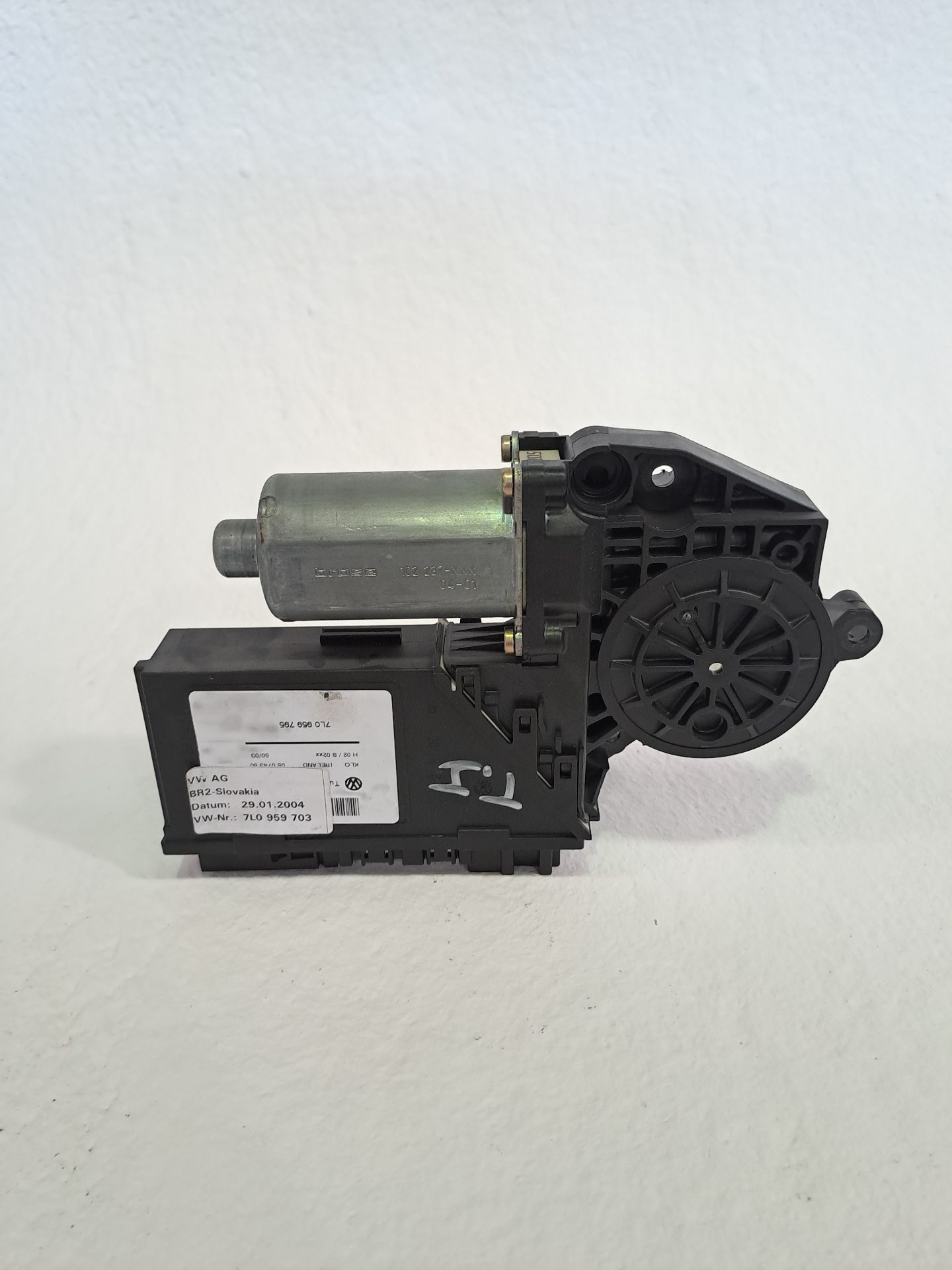 Rear Left Window Motor PORSCHE CAYENNE (9PA)
