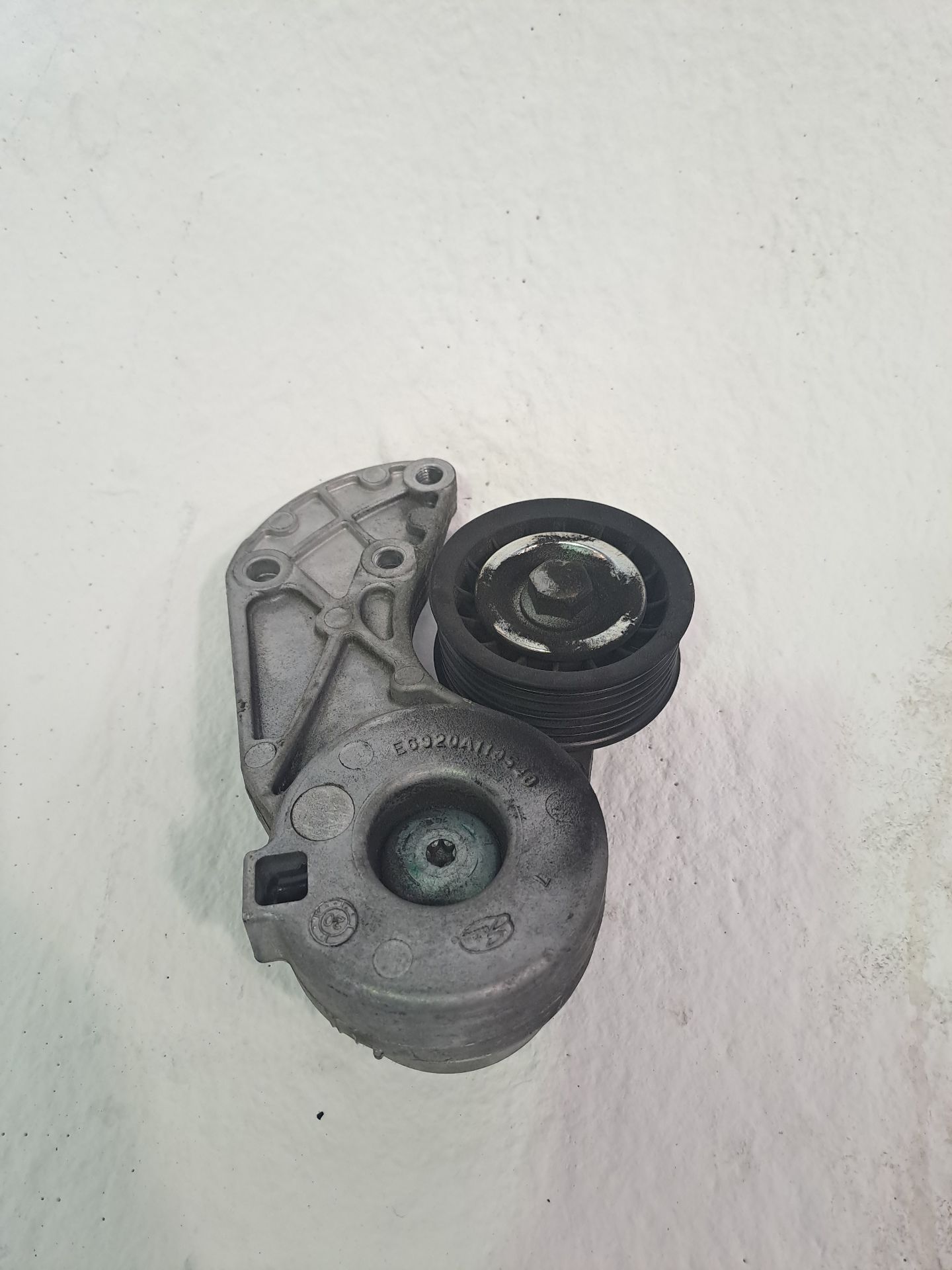 Tensor da correia auxiliar PORSCHE CAYENNE (9PA)
