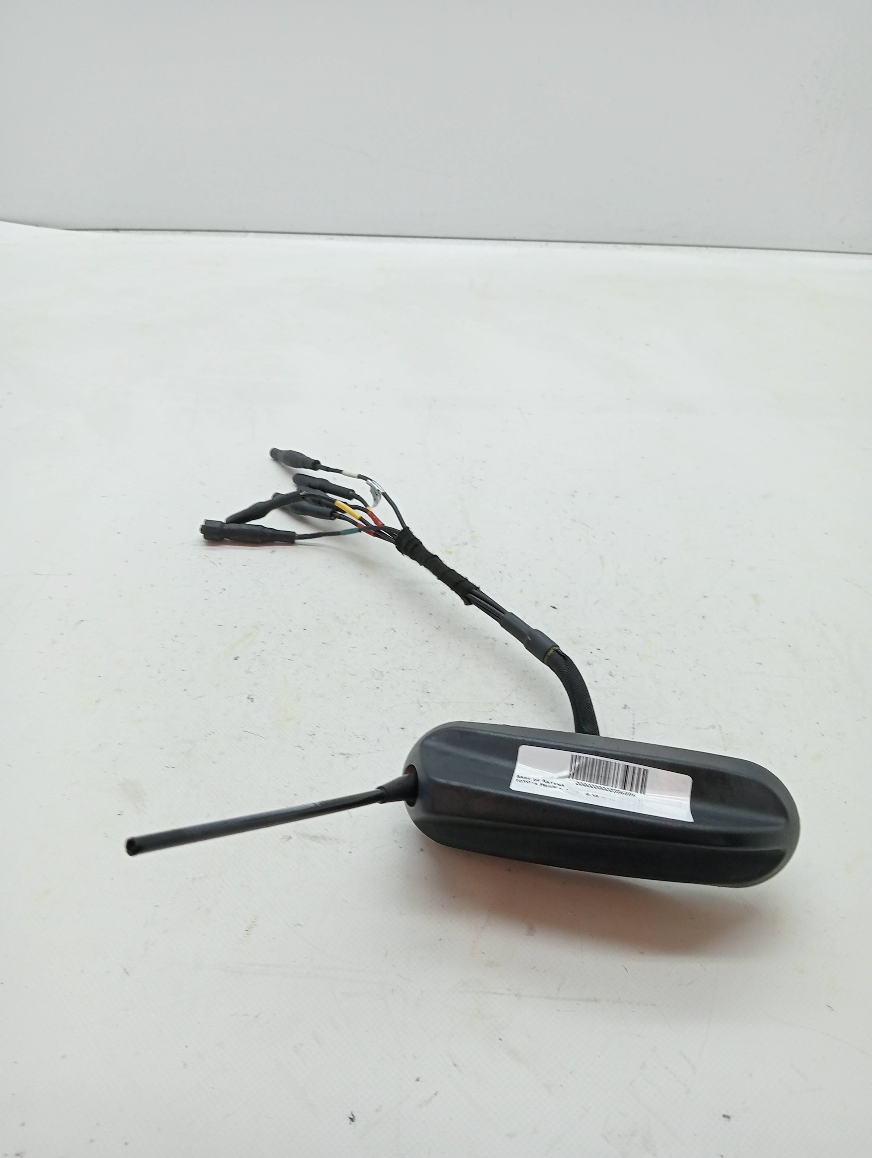 Base antenna TOYOTA PRIUS+