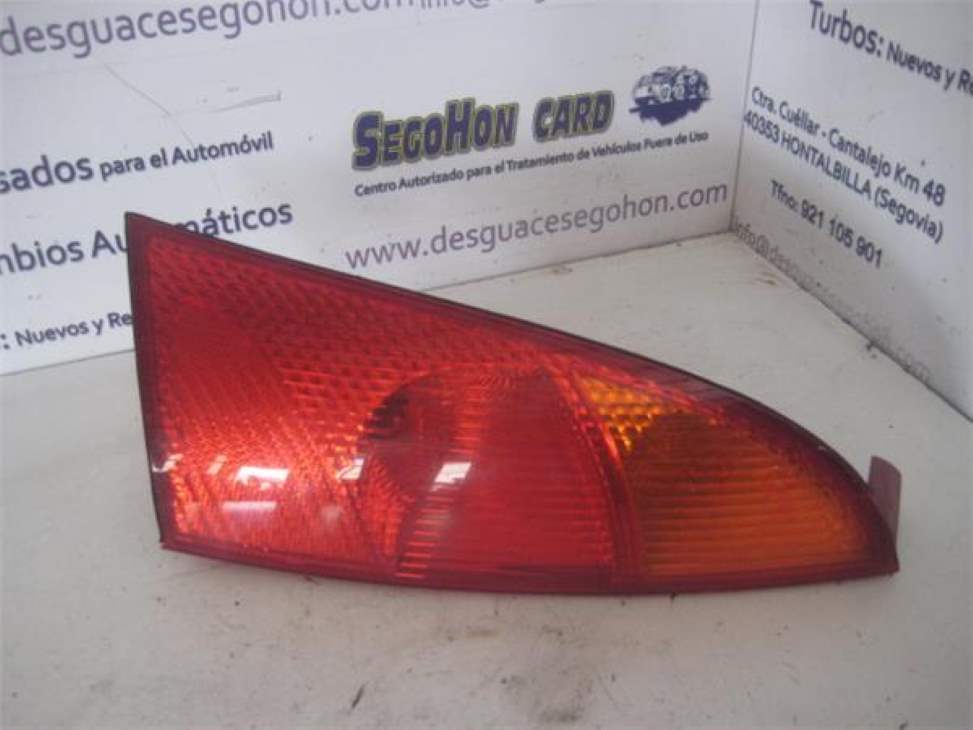 PILOTO TRASERO DERECHO FORD ESCORT BERLINA