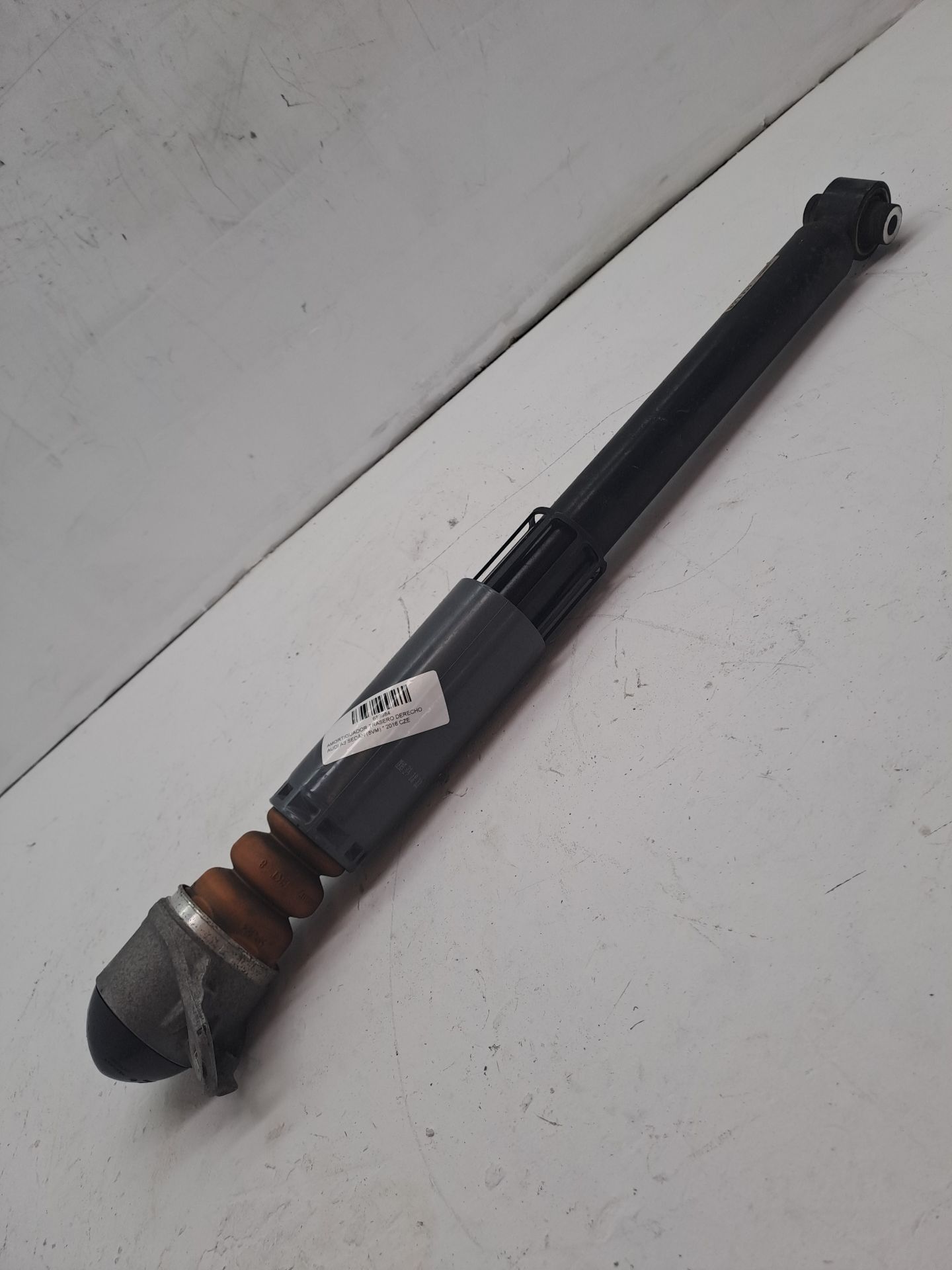 Stoßdämpfer hinten rechts AUDI A3 SEDÁN (8VM)