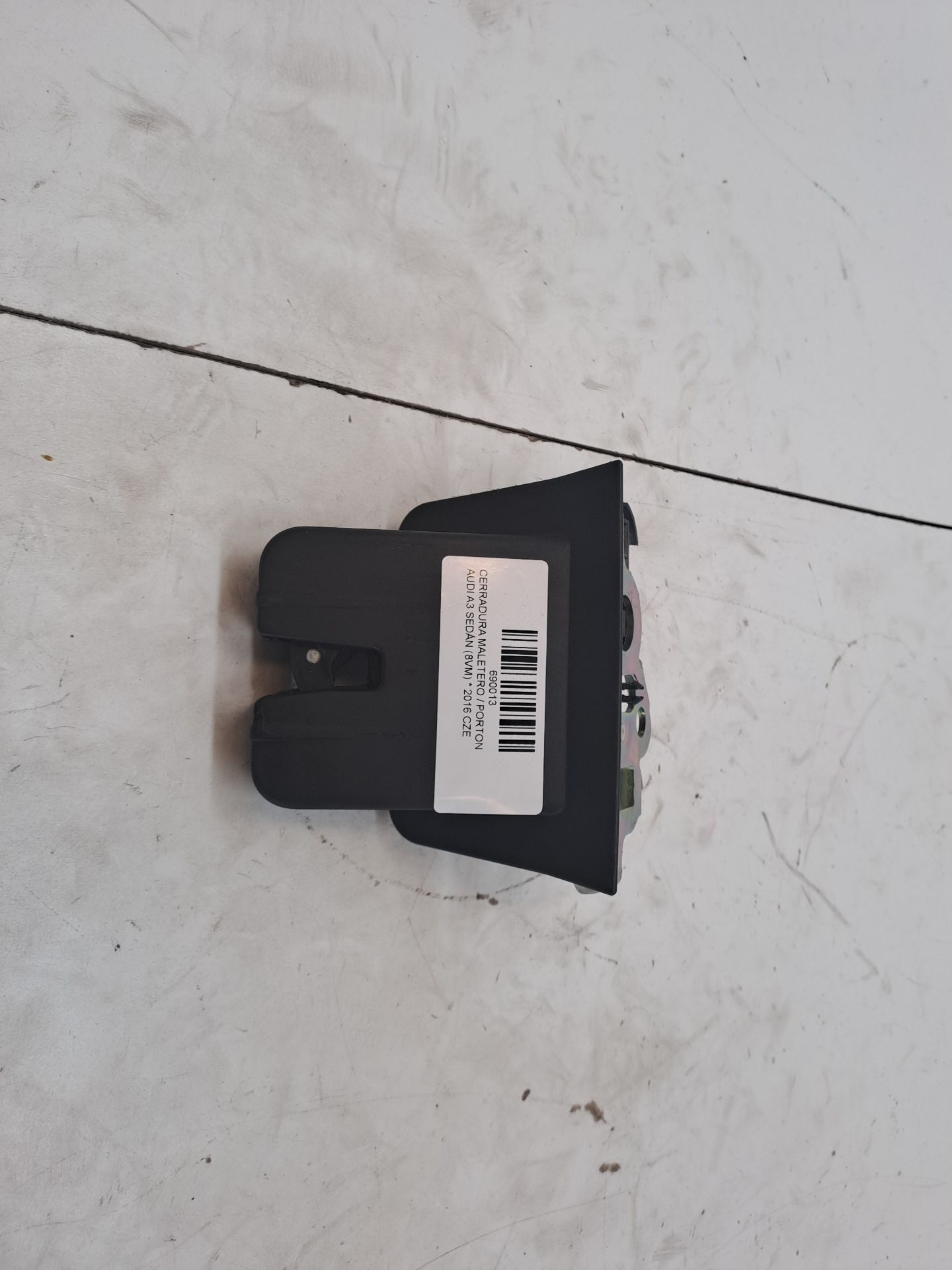 Serratura bagagliaio/portellone AUDI A3 SEDÁN (8VM)