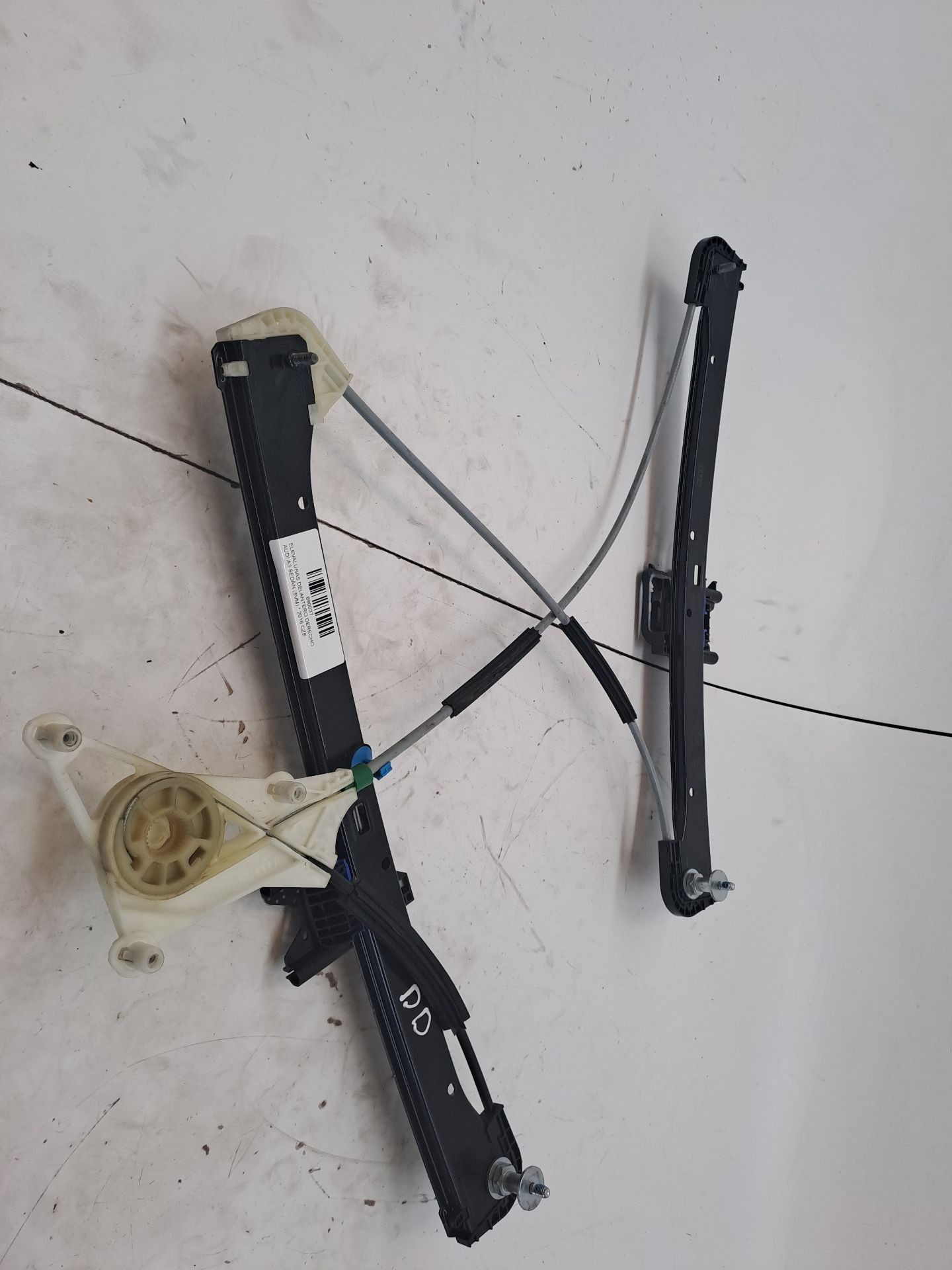Alzacristallo anteriore destro AUDI A3 SEDÁN (8VM)
